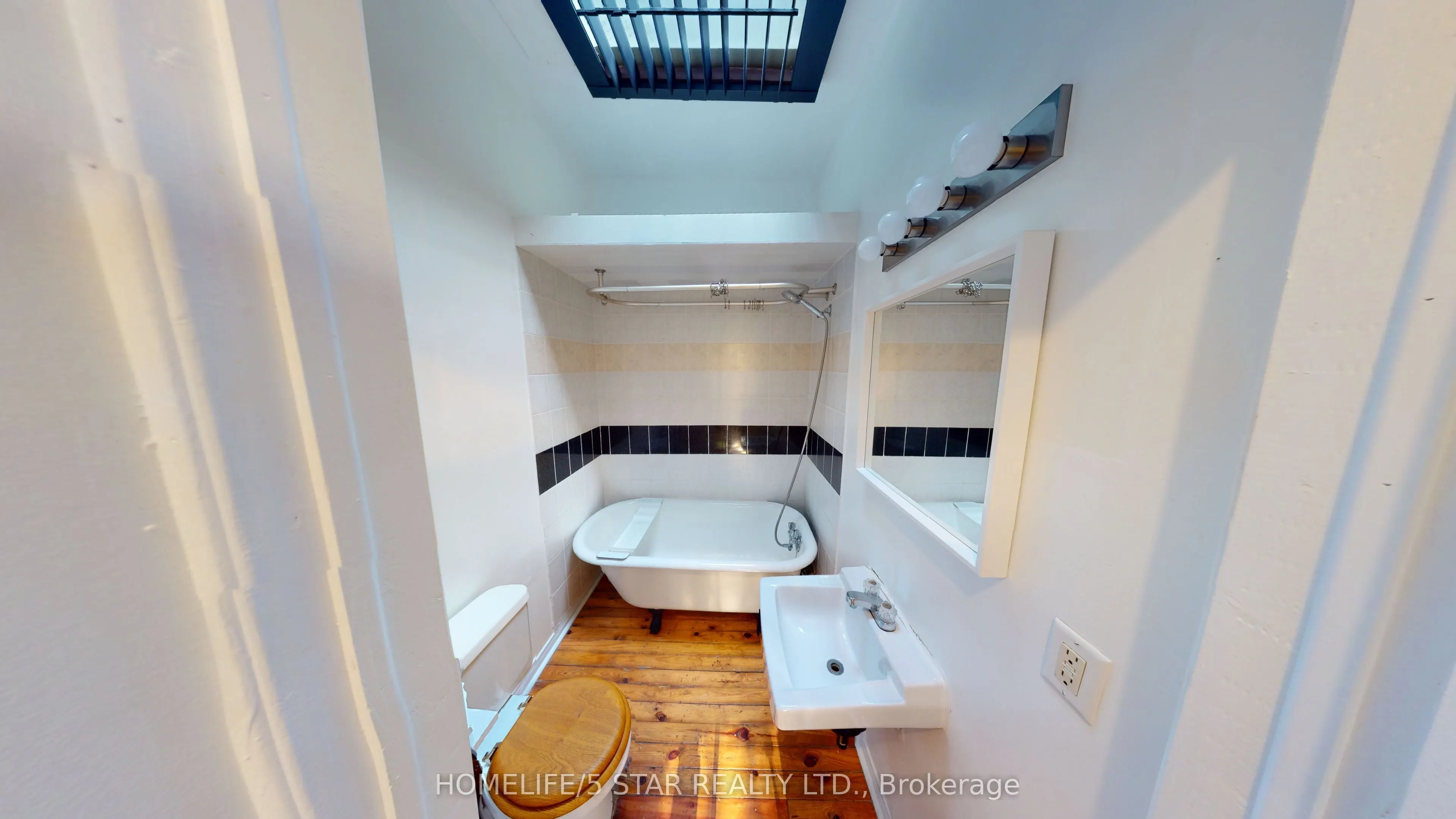 634 Dovercourt Road, #Apt 4