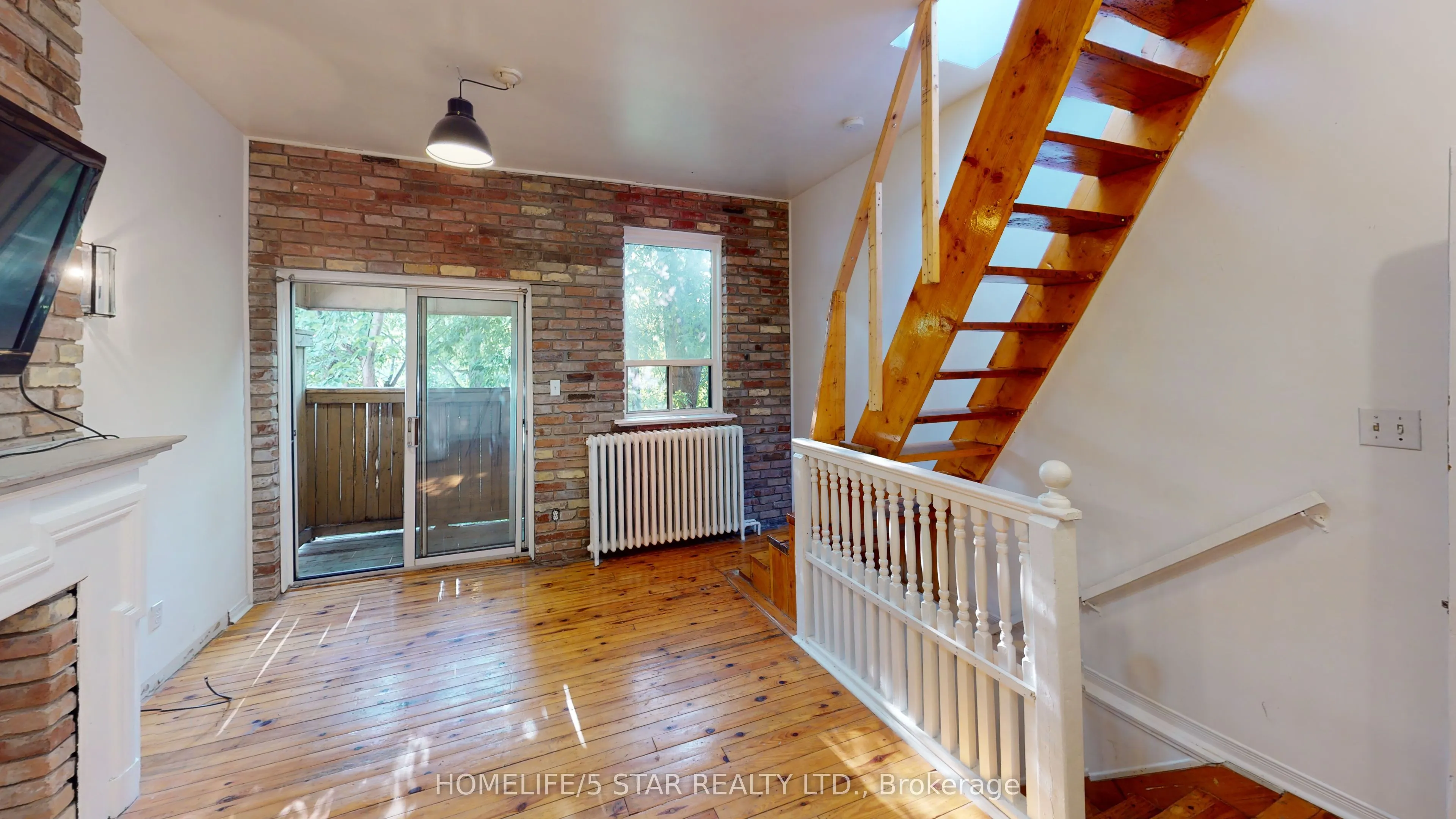 634 Dovercourt Road, #Apt 4