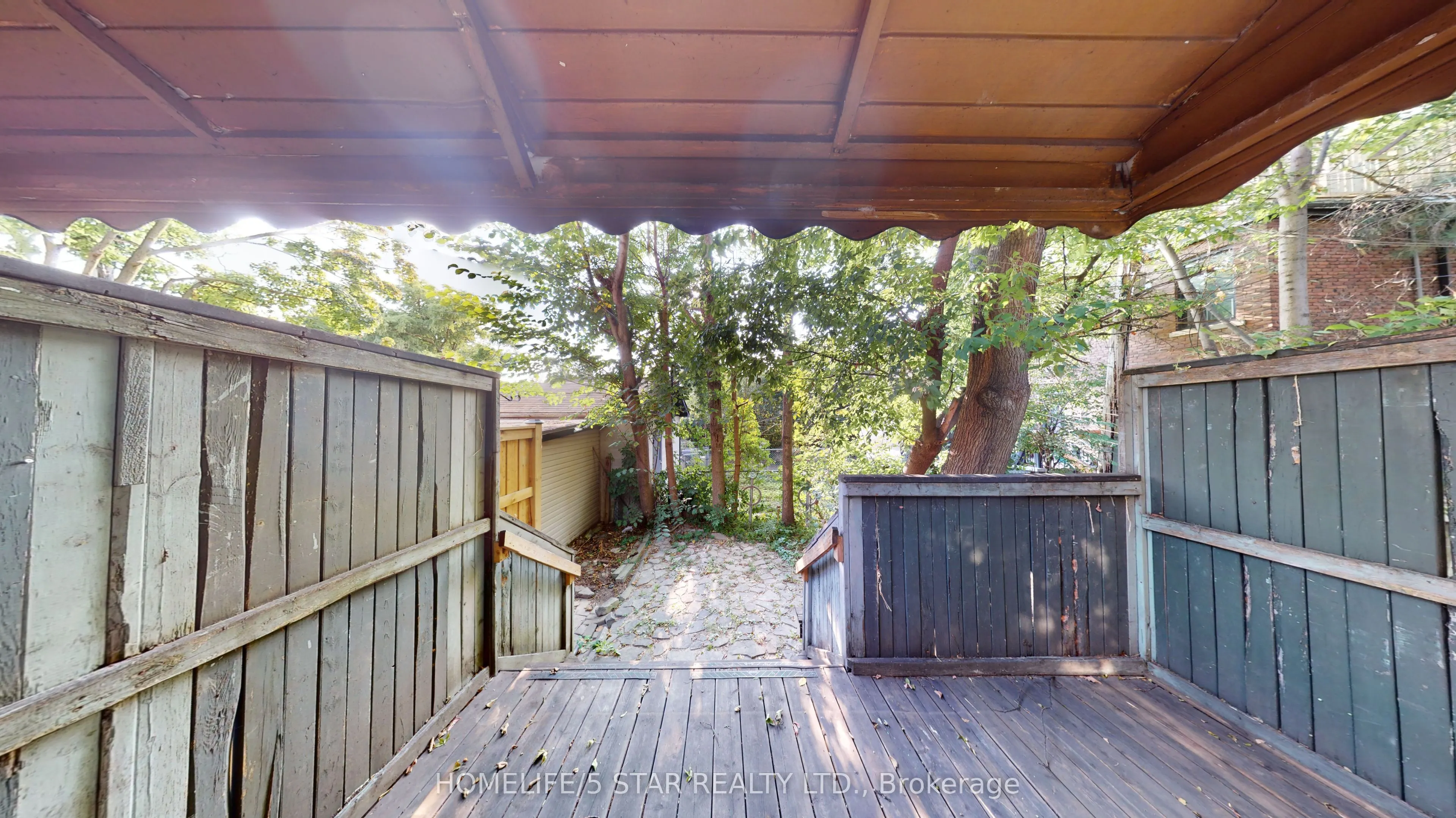634 Dovercourt Road, #Apt 4