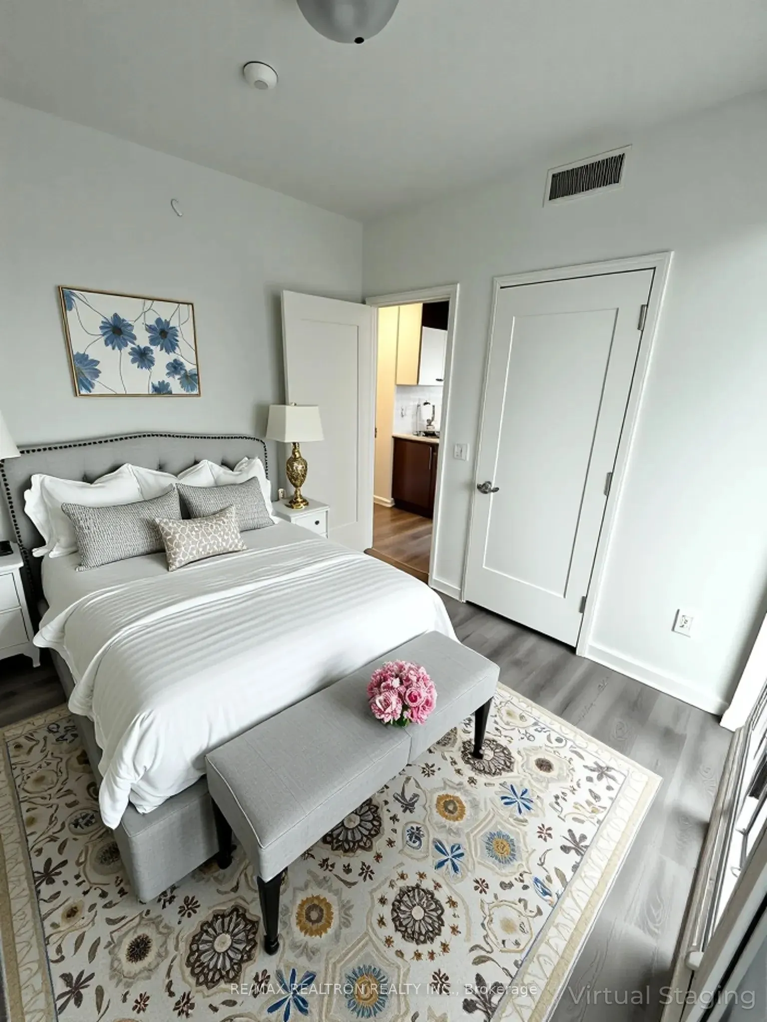 135 Lower Sherbourne Street, #2433W