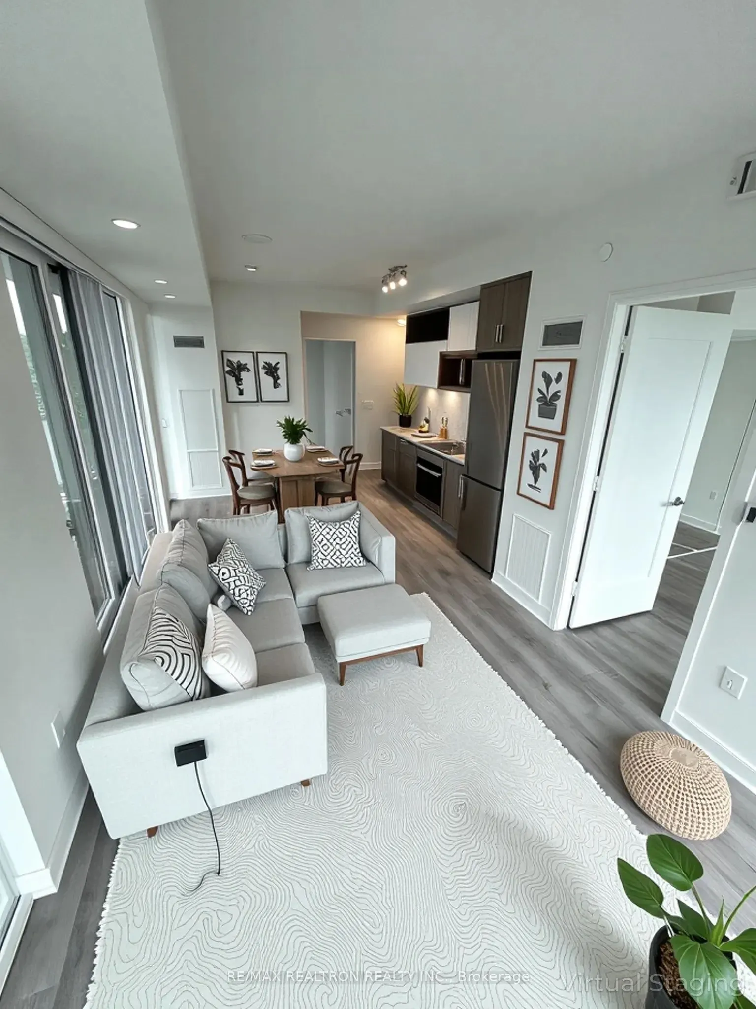 135 Lower Sherbourne Street, #2433W