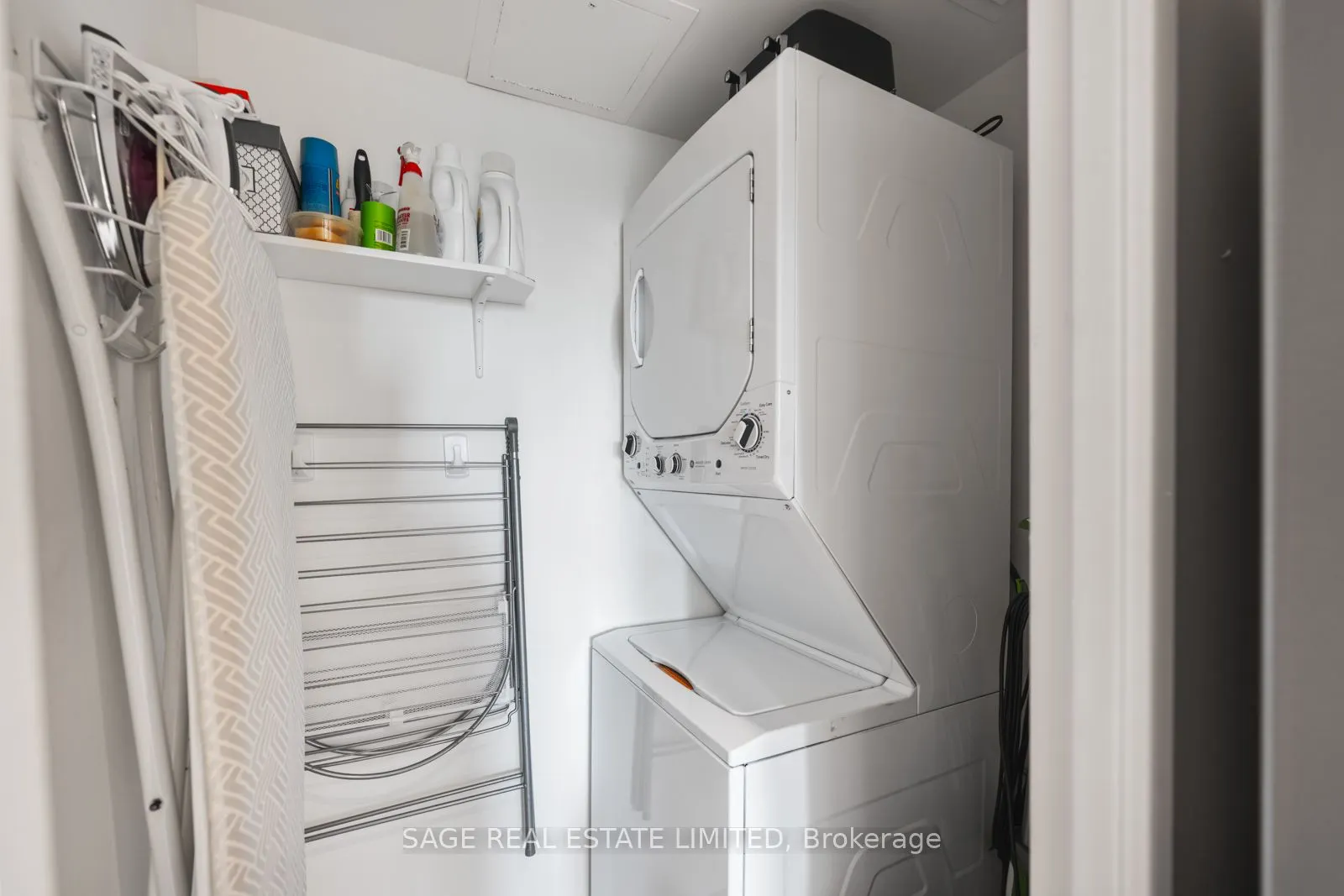 71 Charles Street E, #1206