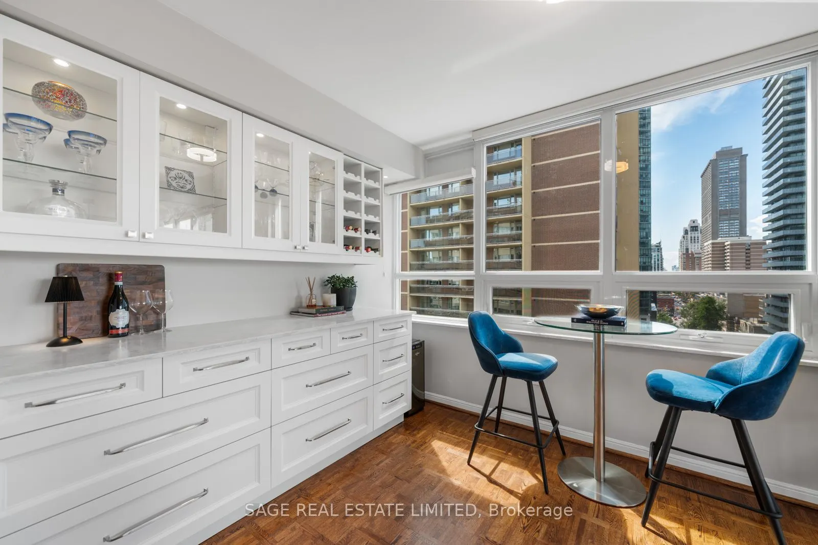 71 Charles Street E, #1206