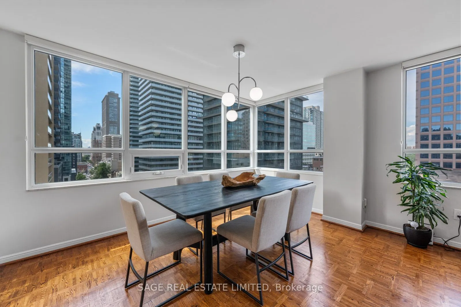 71 Charles Street E, #1206