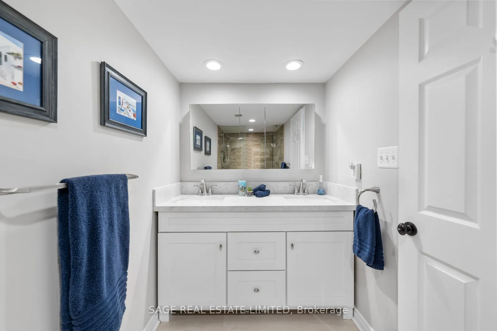 71 Charles Street E, #1206