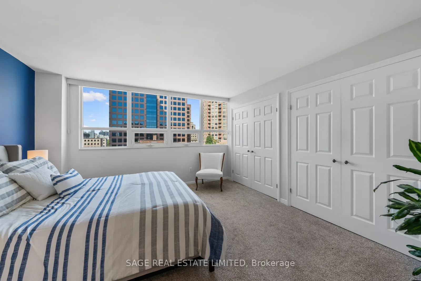 71 Charles Street E, #1206