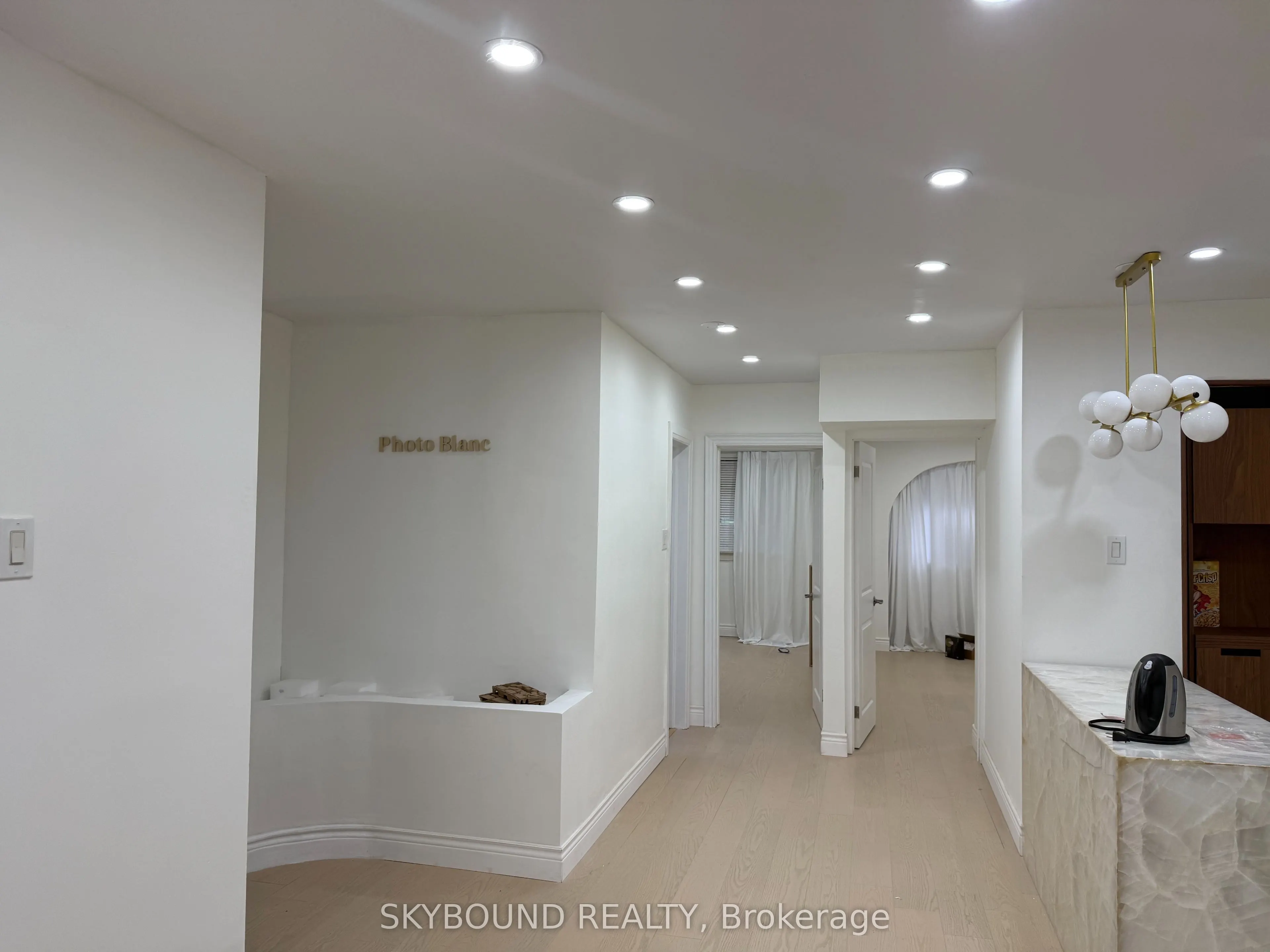 5443 Yonge Street, #2/F