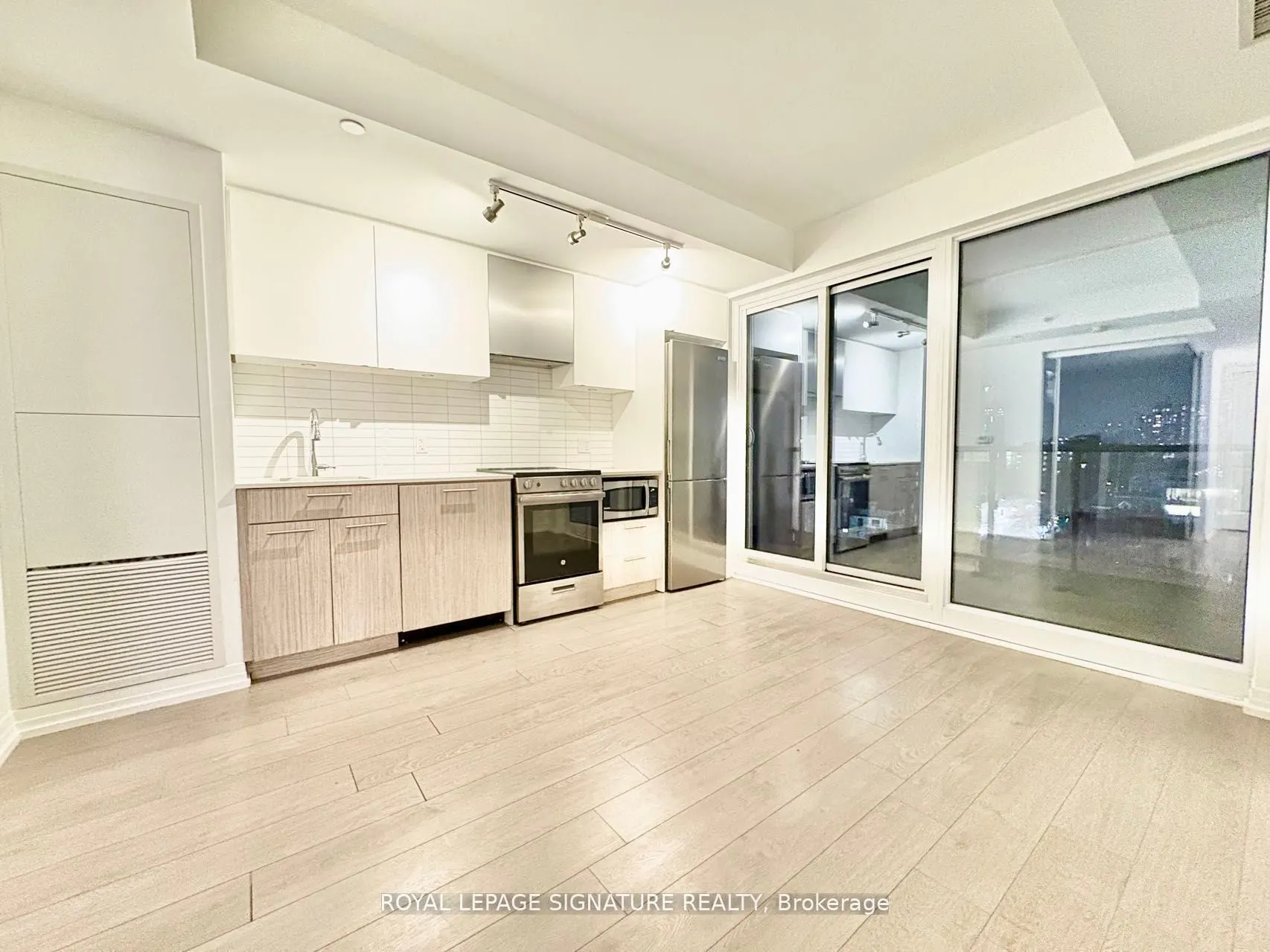 251 Jarvis Street, #614