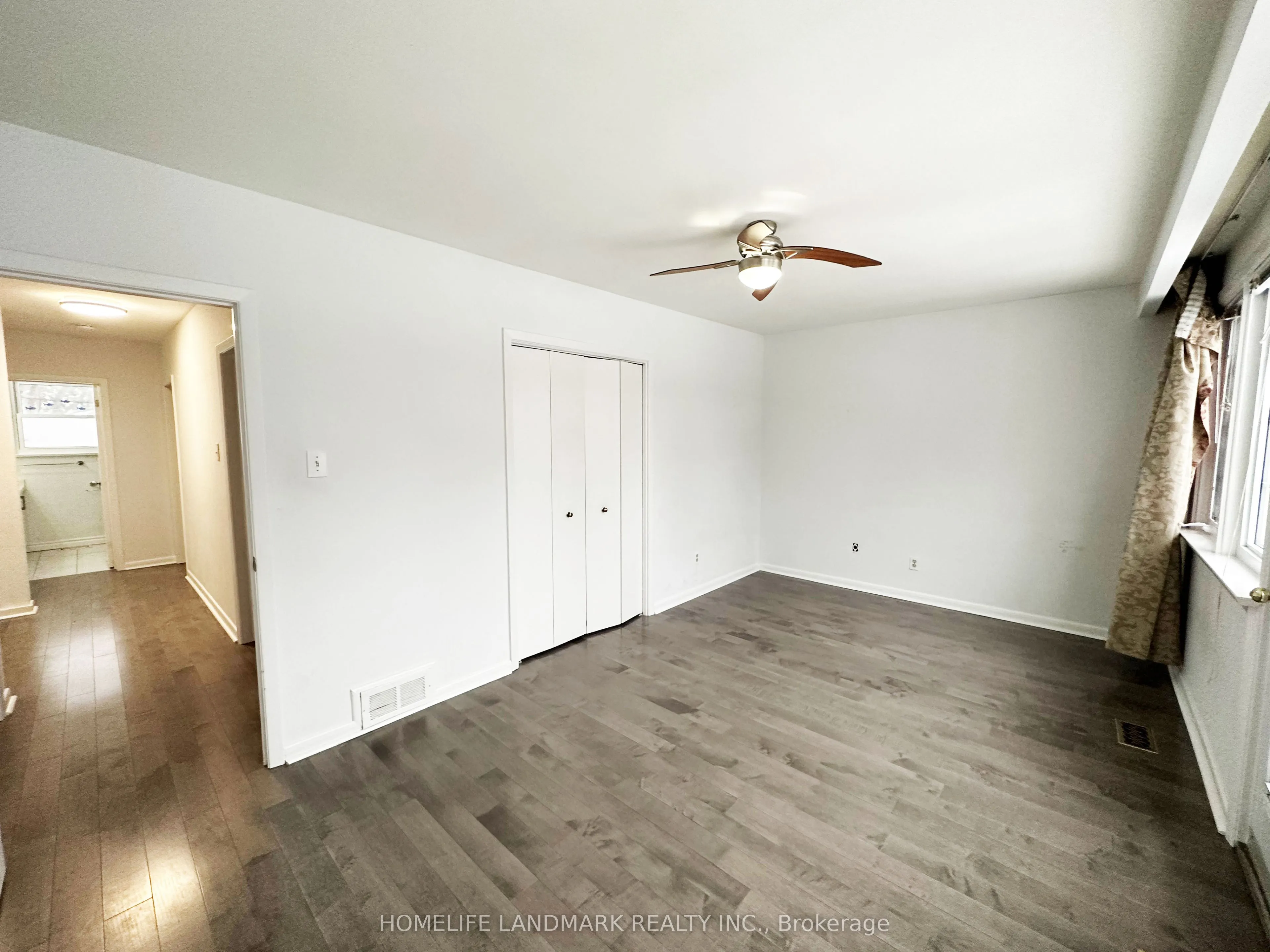 28 Monarchwood Crescent