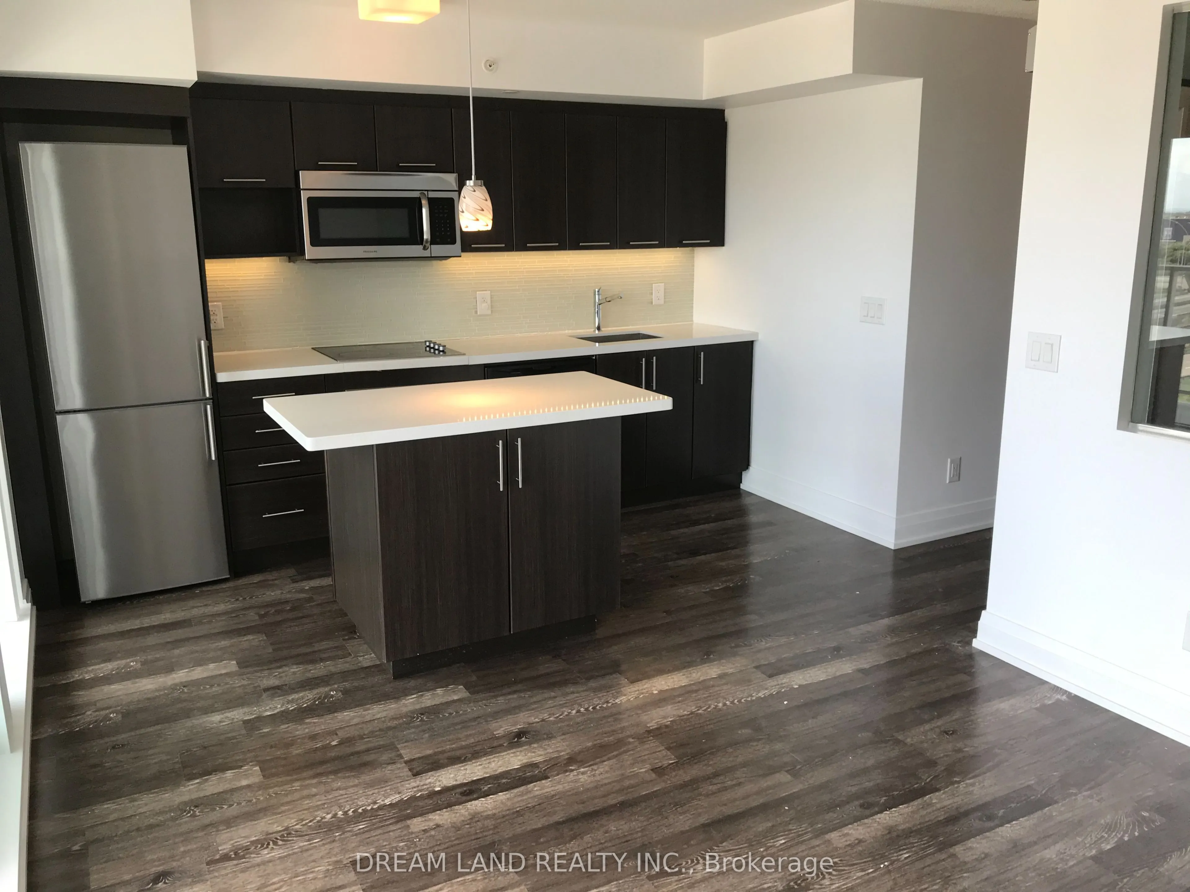 565 Wilson Avenue, #1103