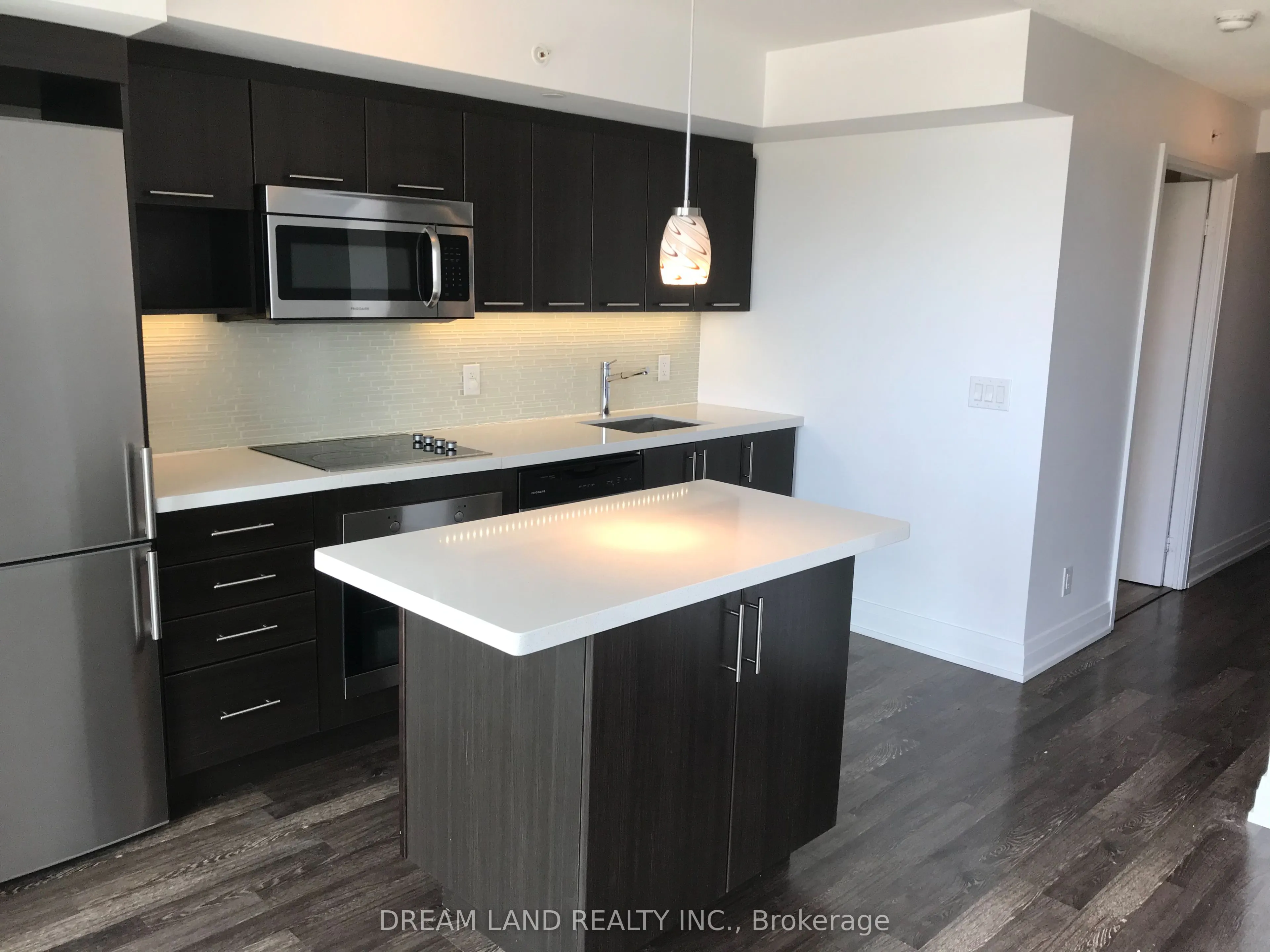565 Wilson Avenue, #1103