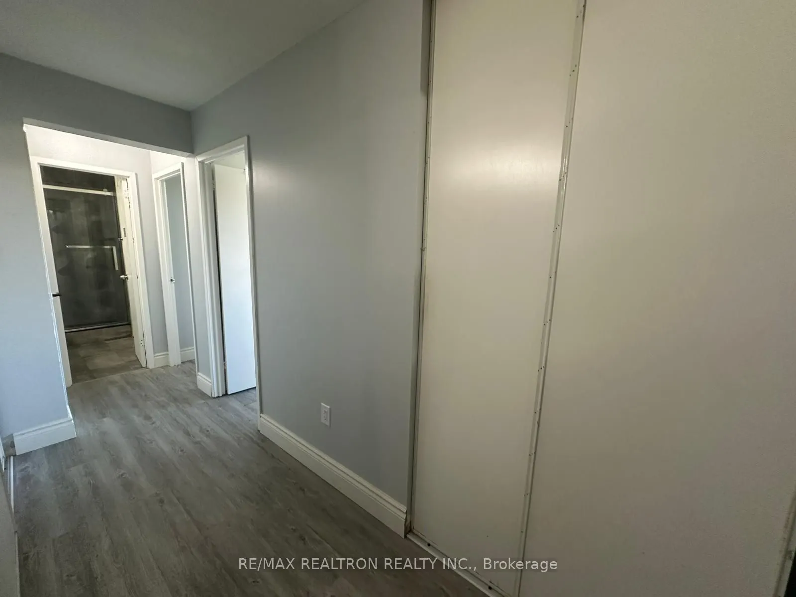 100 Leeward Glenway, #1401