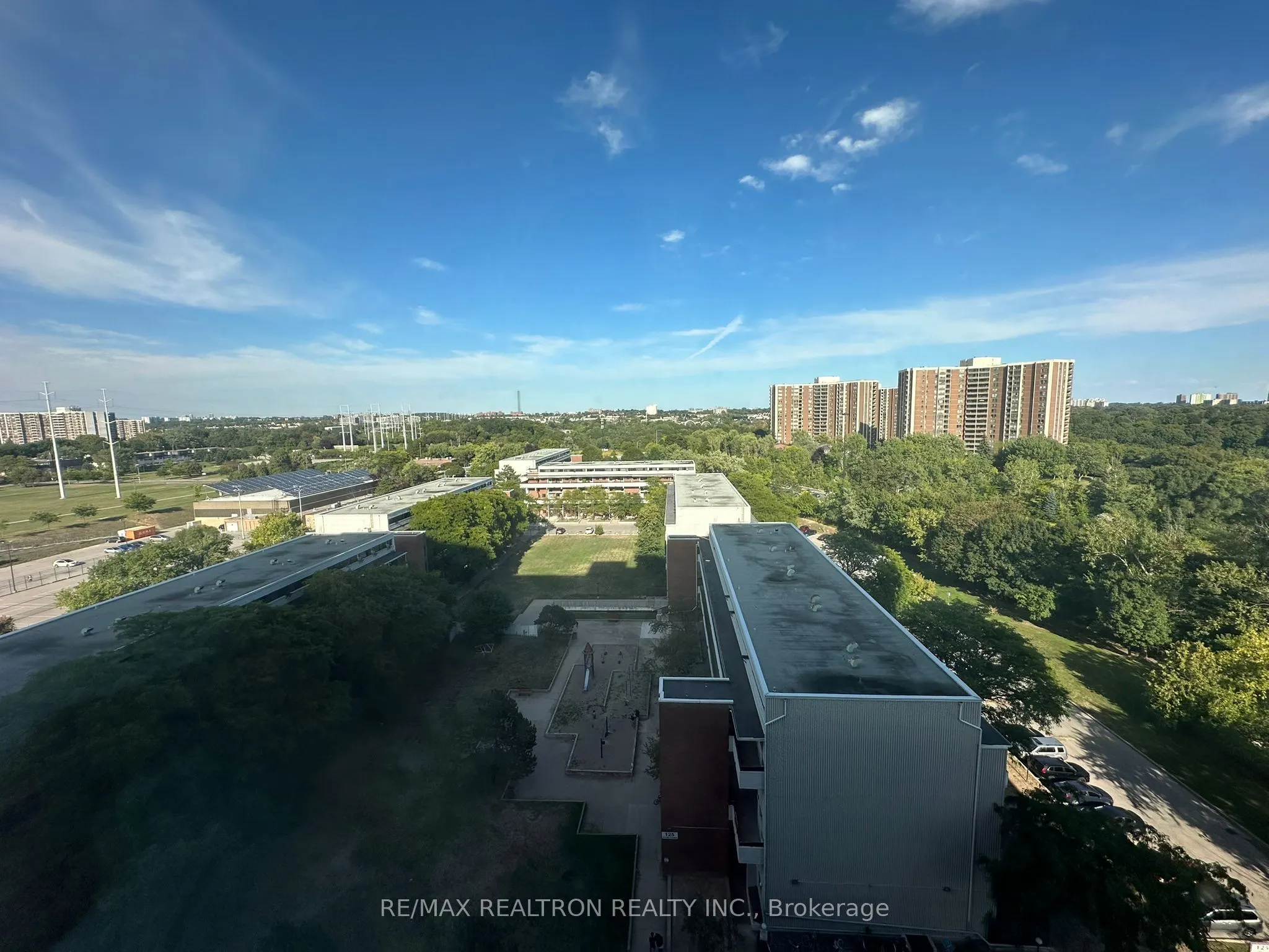 100 Leeward Glenway, #1401
