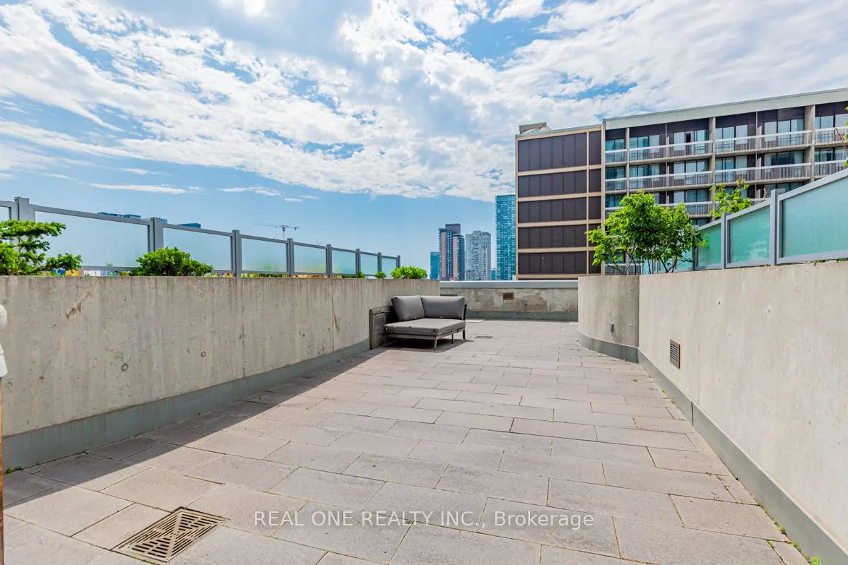 386 Yonge Street, #1408