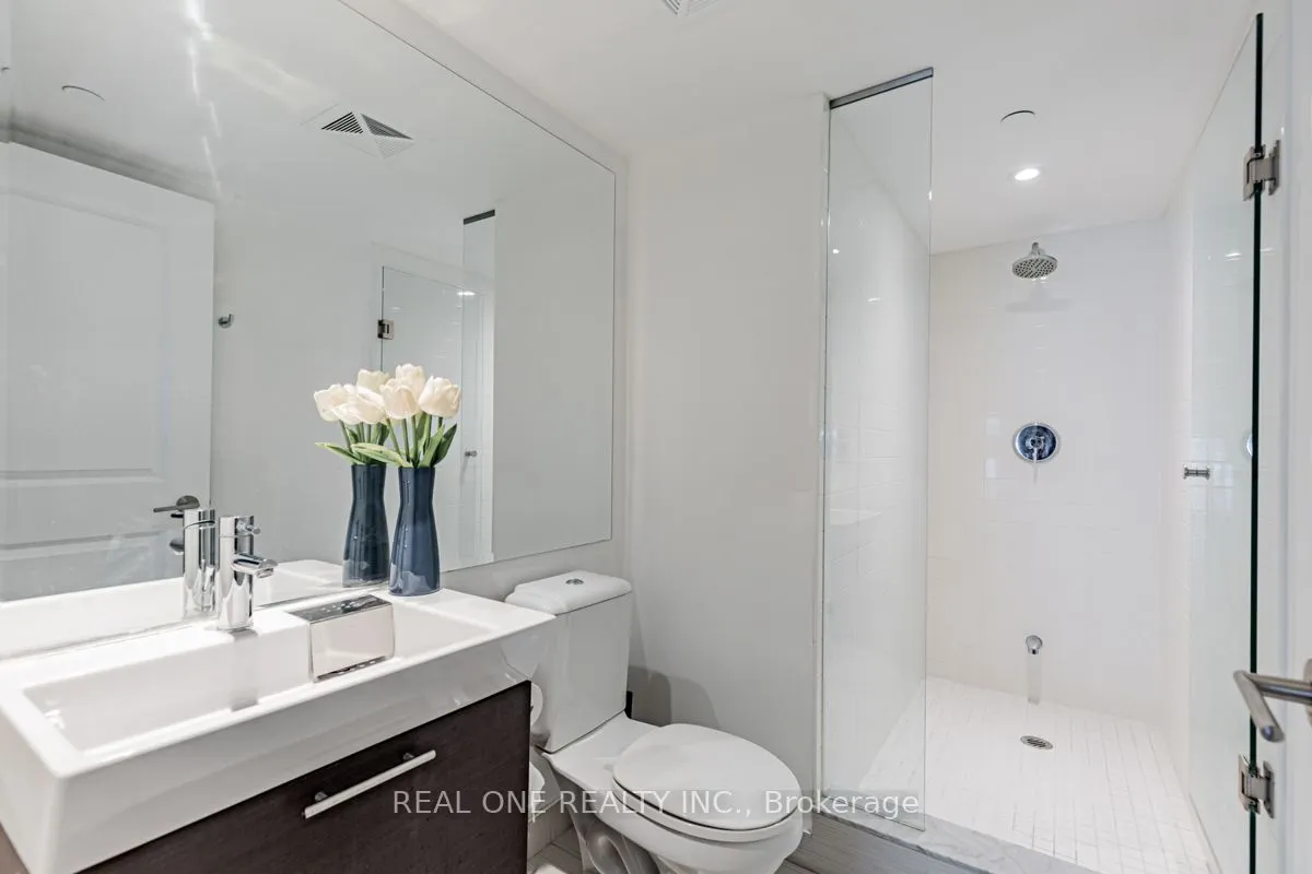 386 Yonge Street, #1408