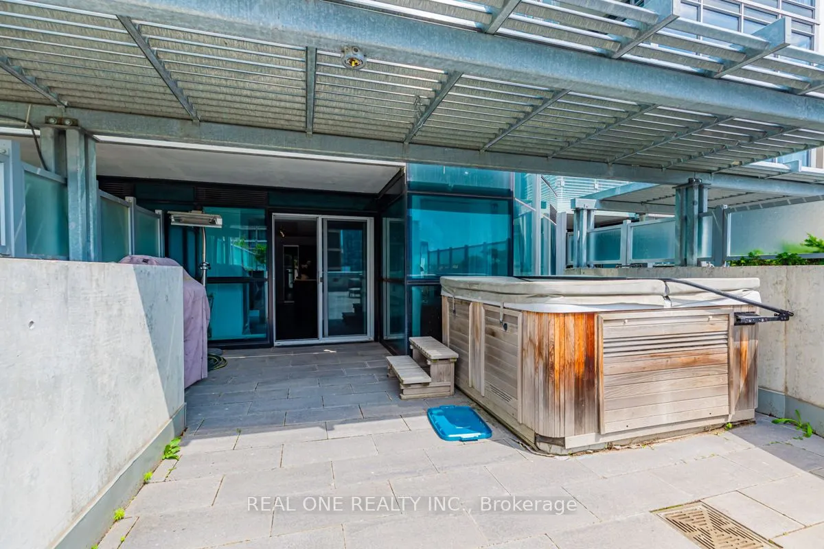 386 Yonge Street, #1408