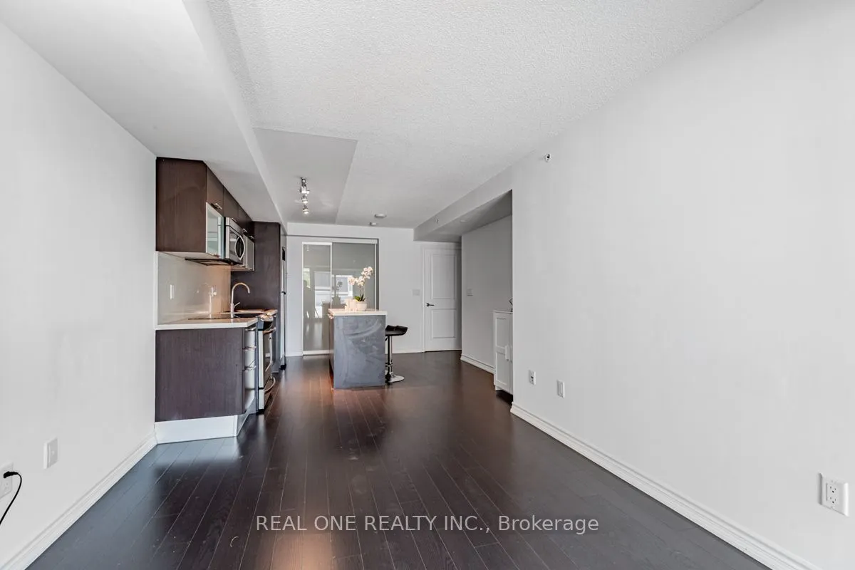 386 Yonge Street, #1408