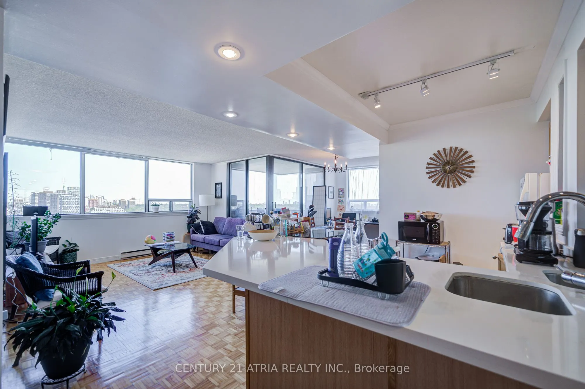 914 Yonge Street, #1911
