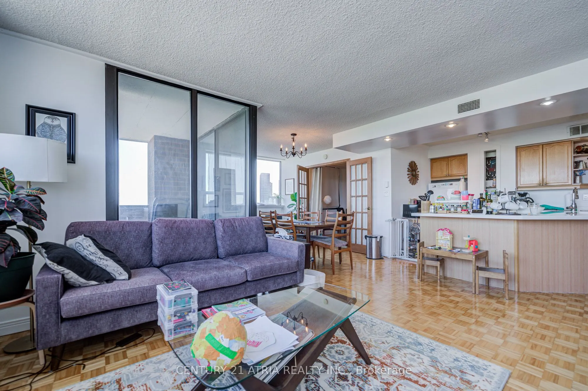 914 Yonge Street, #1911