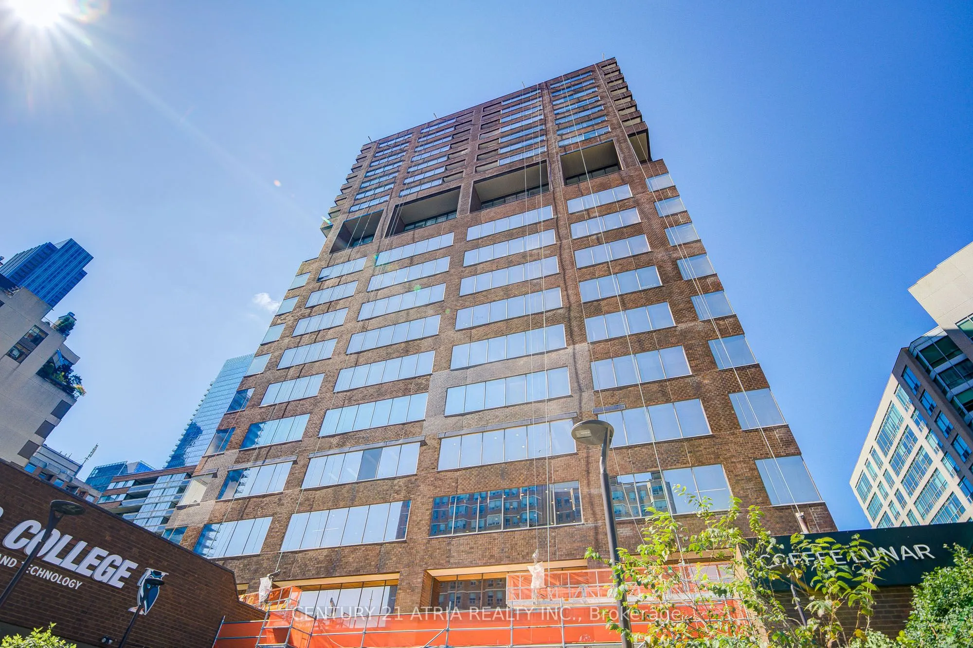 914 Yonge Street, #1911