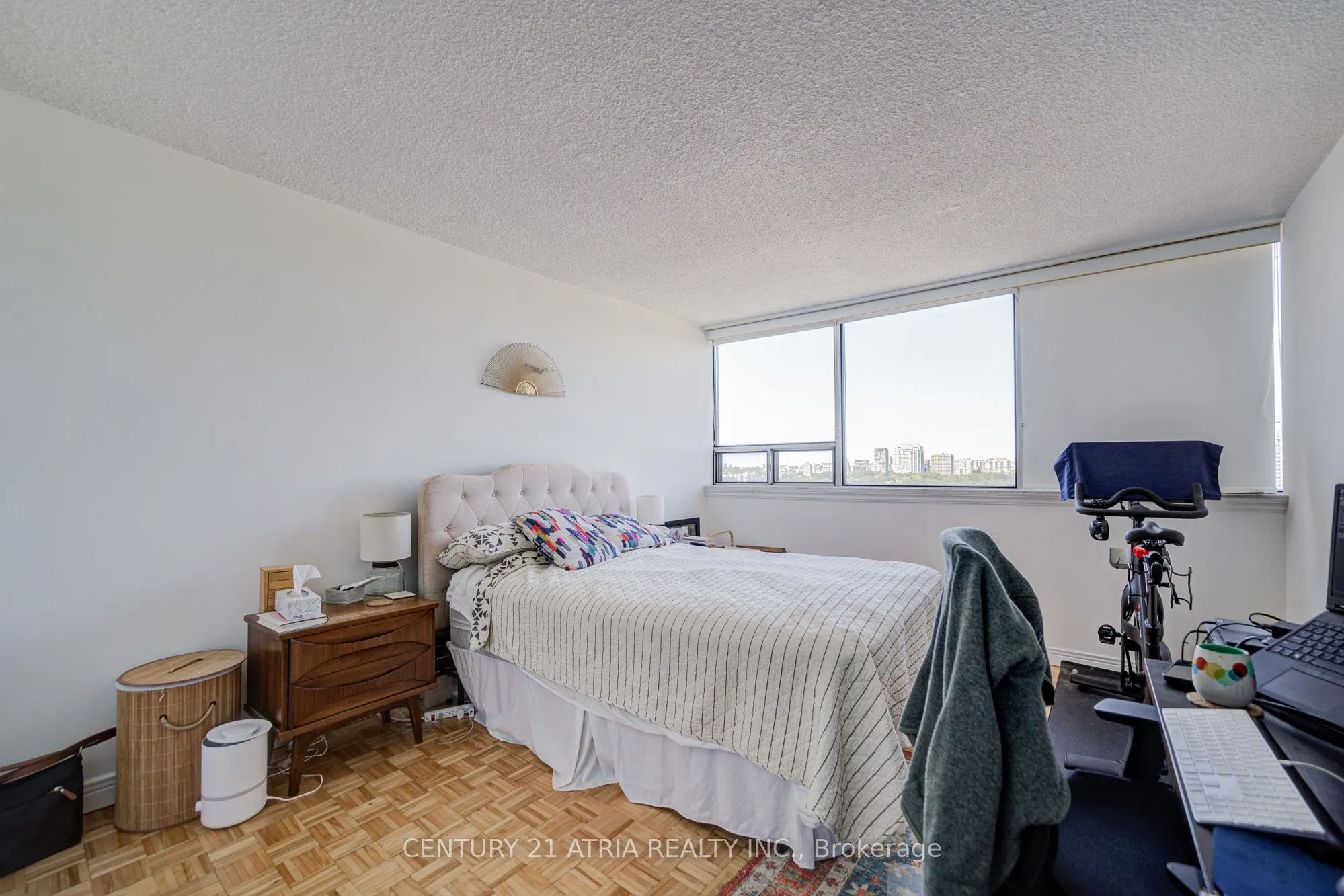 914 Yonge Street, #1911