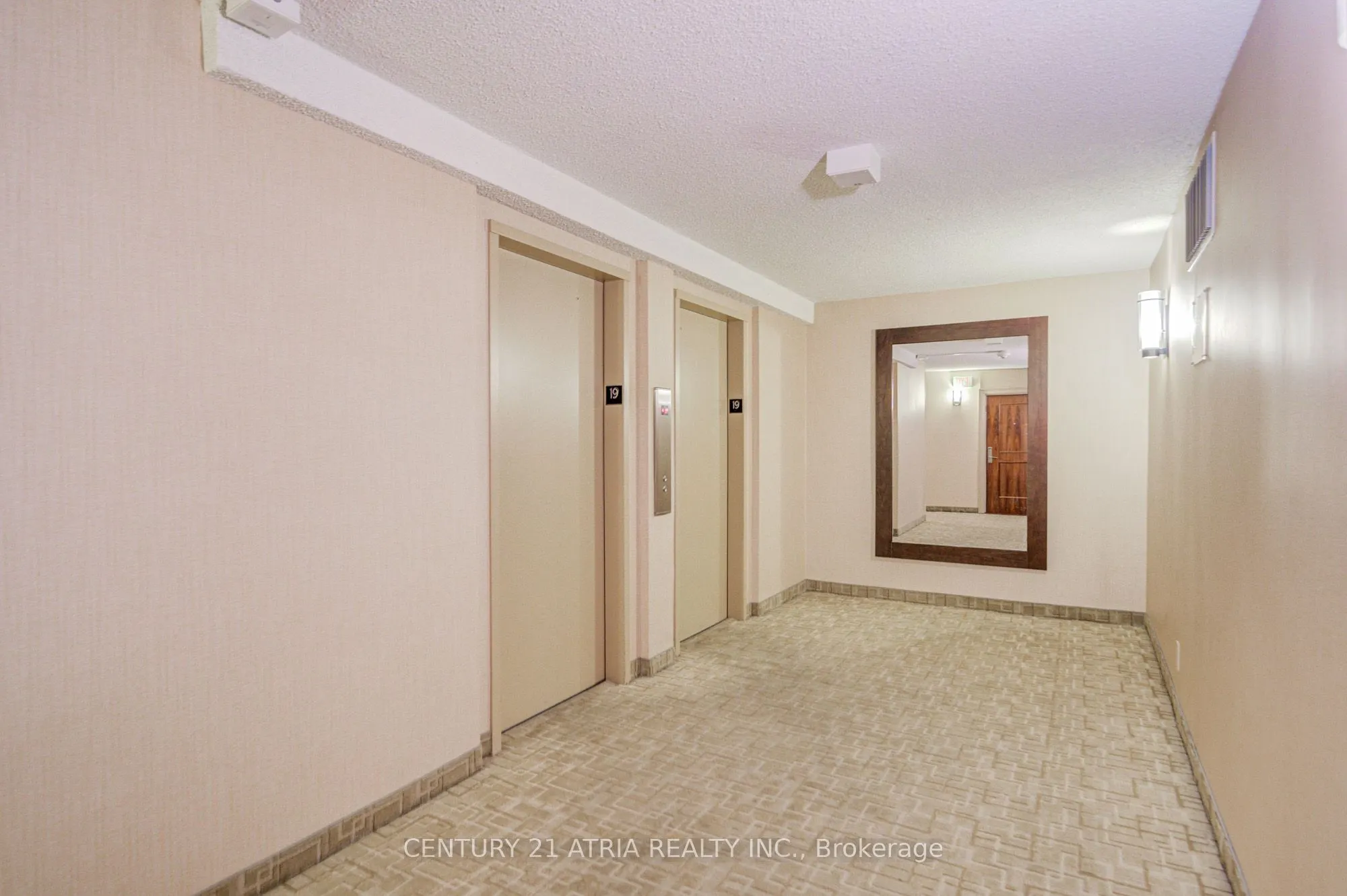 914 Yonge Street, #1911
