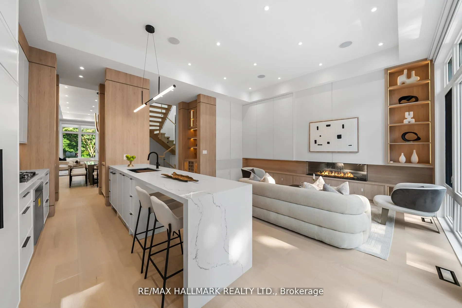 112 Randolph Road