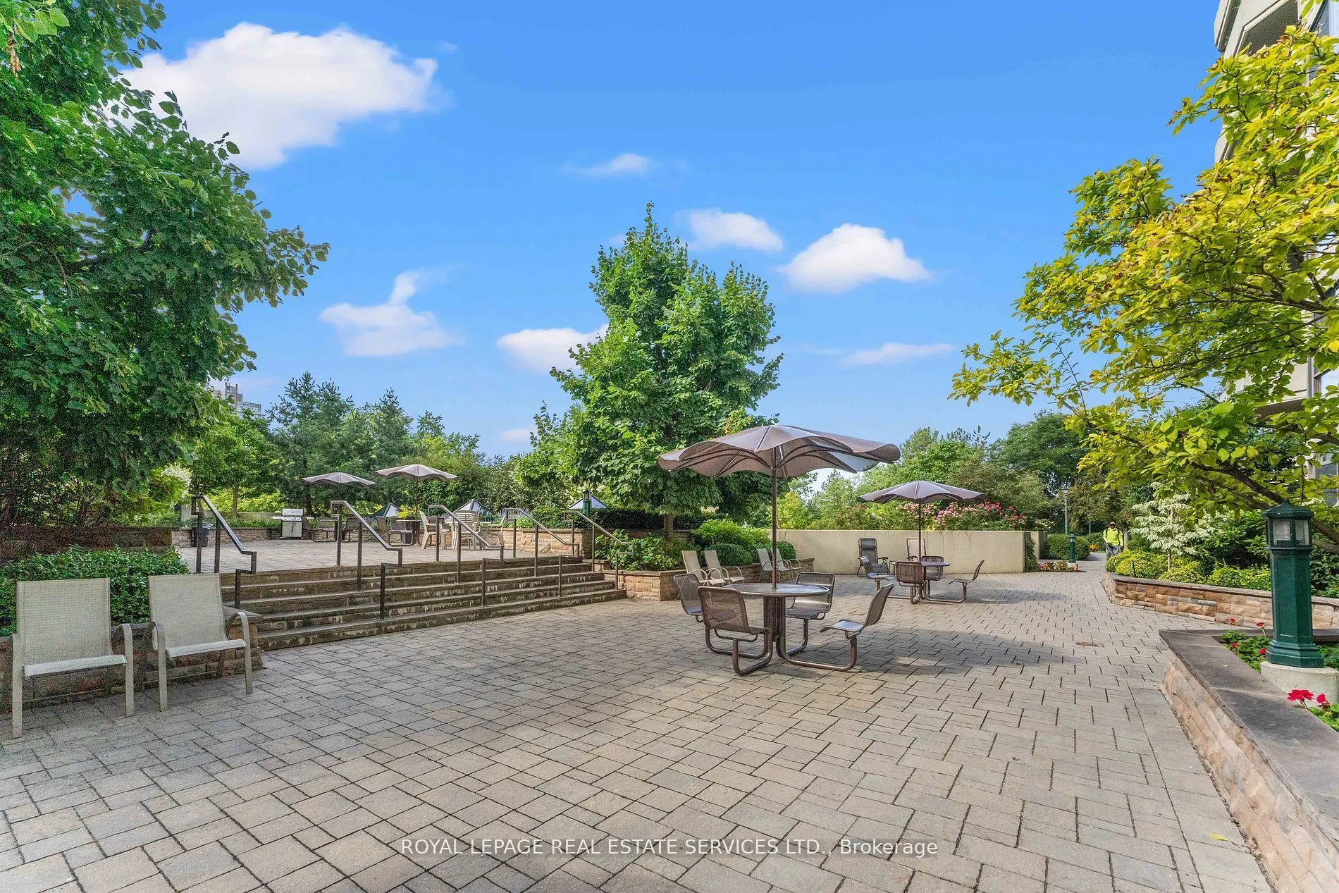 5444 Yonge Street, #1711
