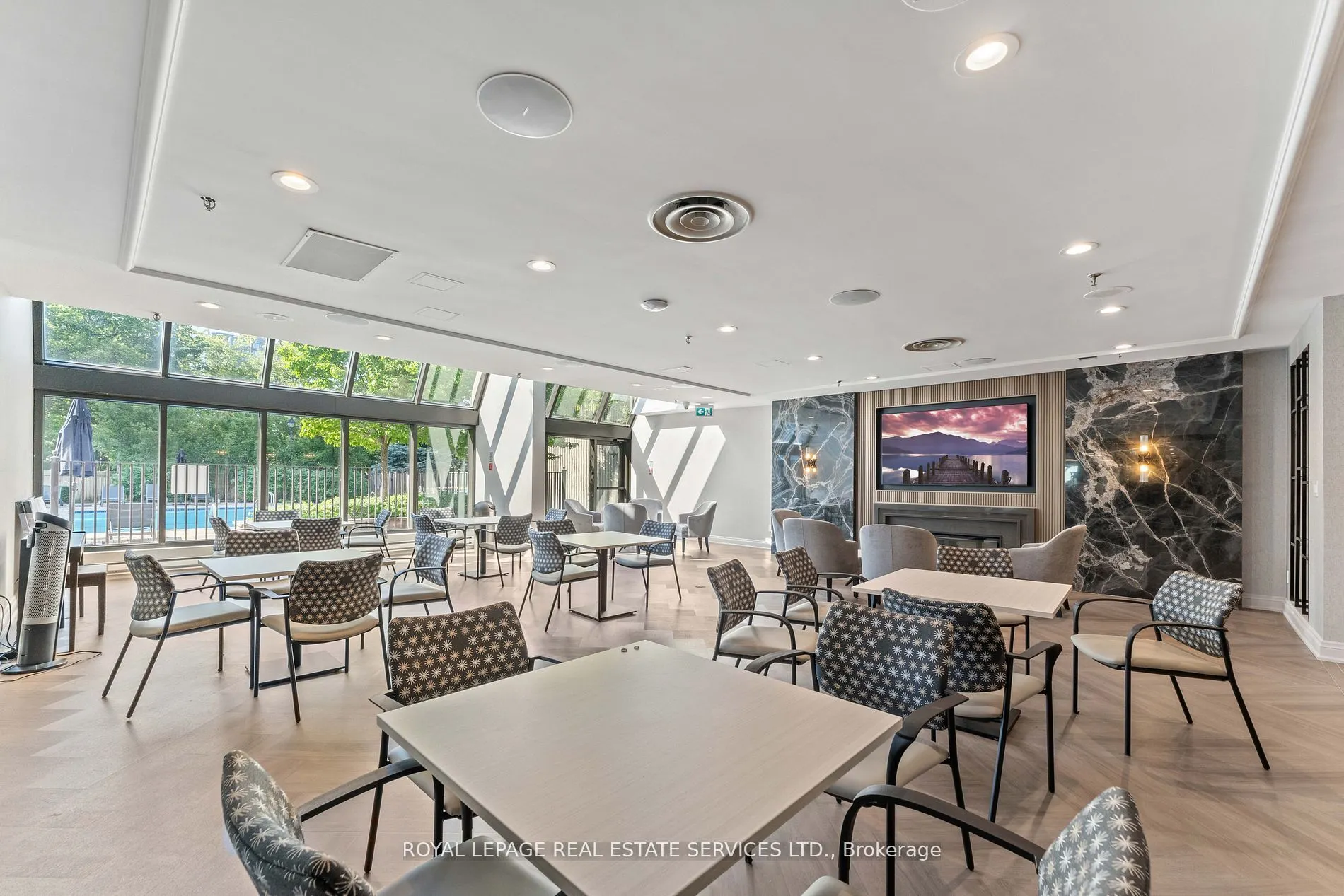 5444 Yonge Street, #1711