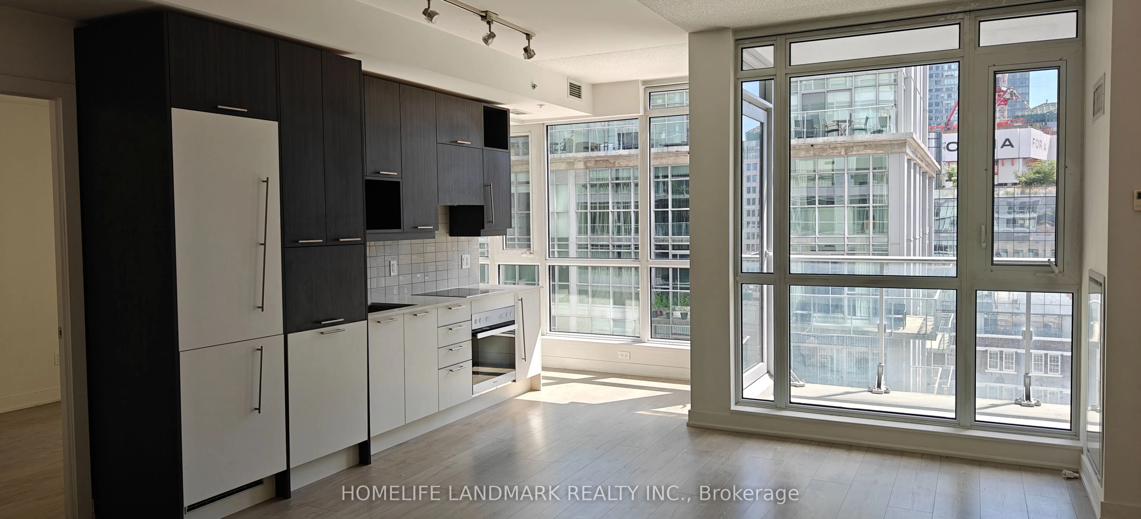 30 Nelson Street, #1106