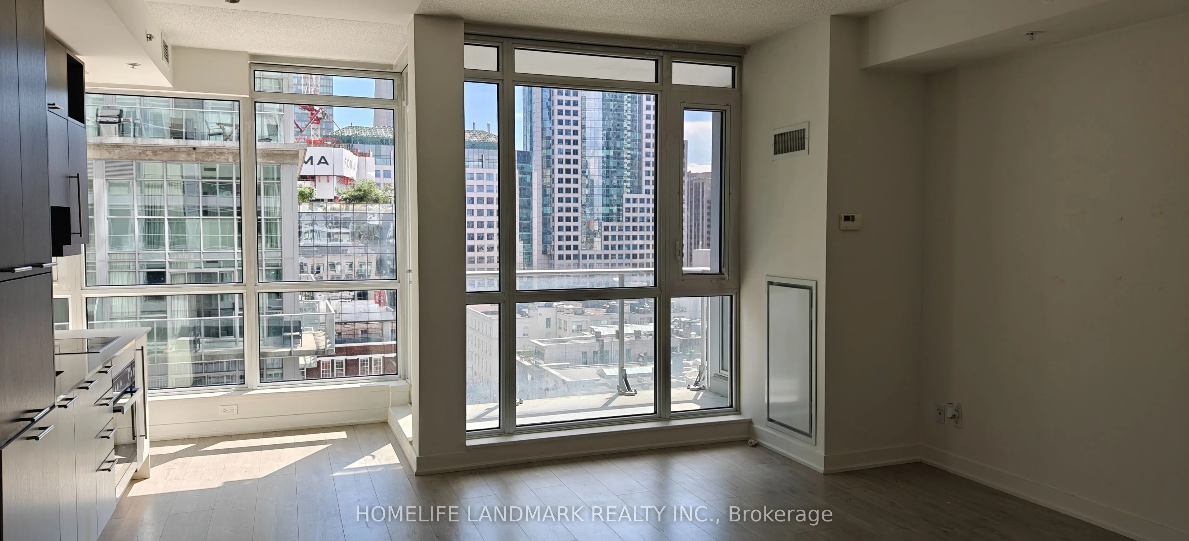 30 Nelson Street, #1106