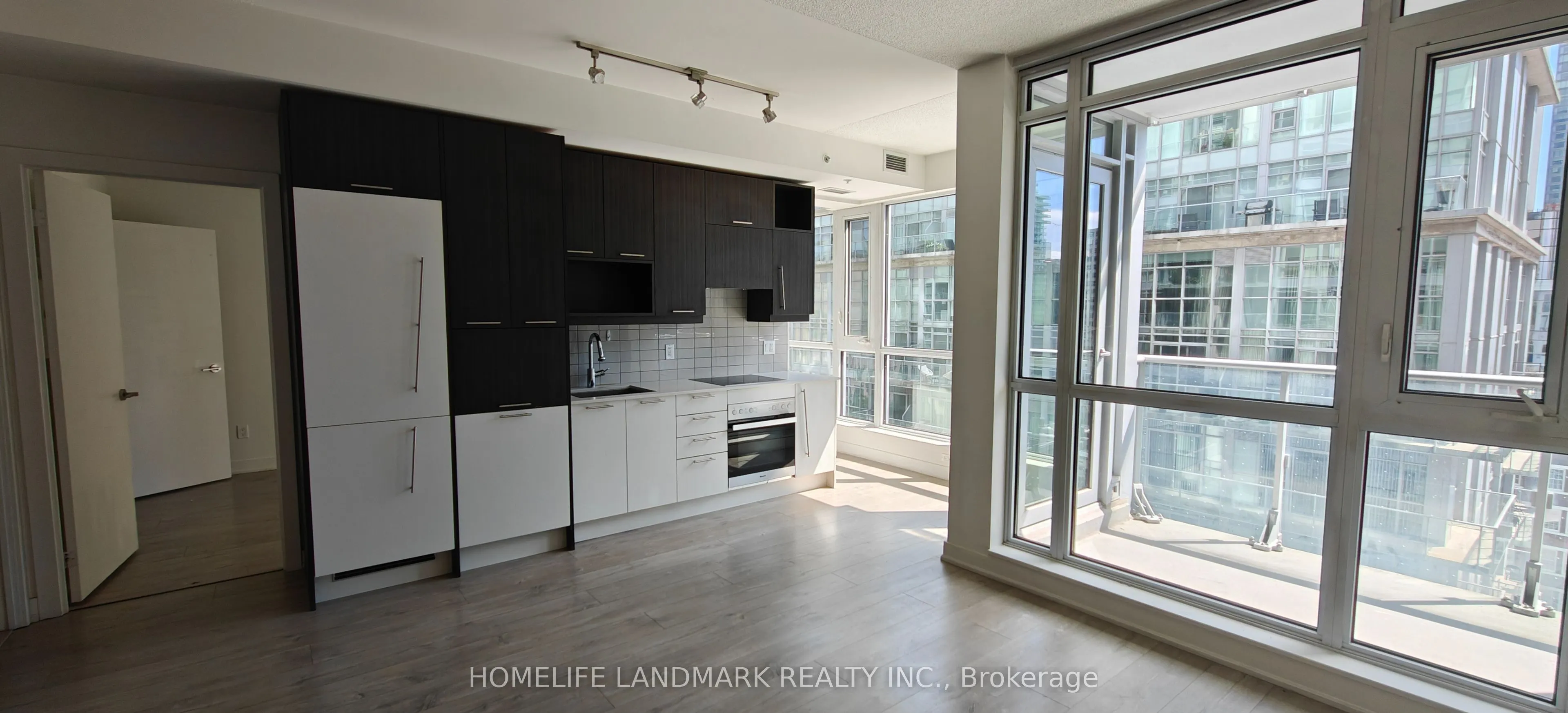 30 Nelson Street, #1106