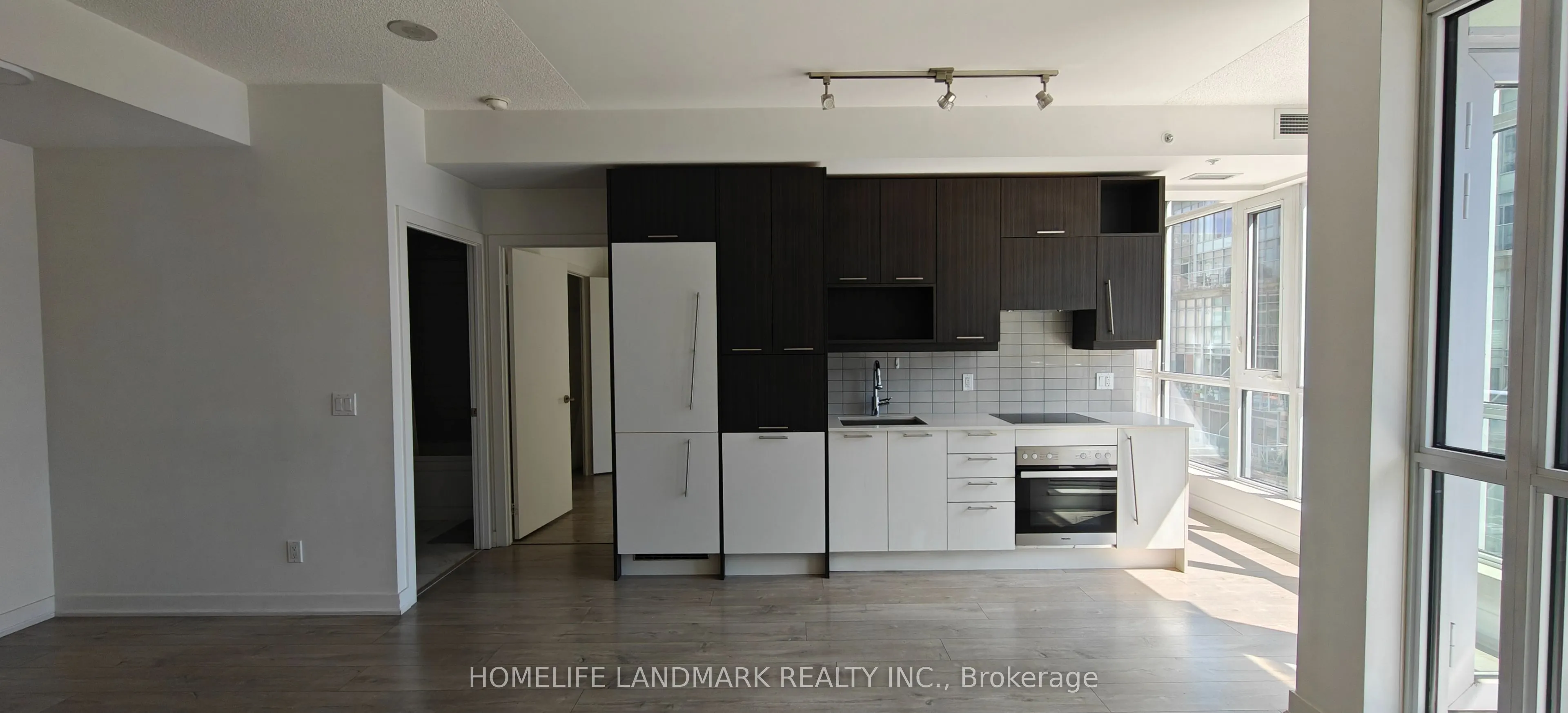 30 Nelson Street, #1106