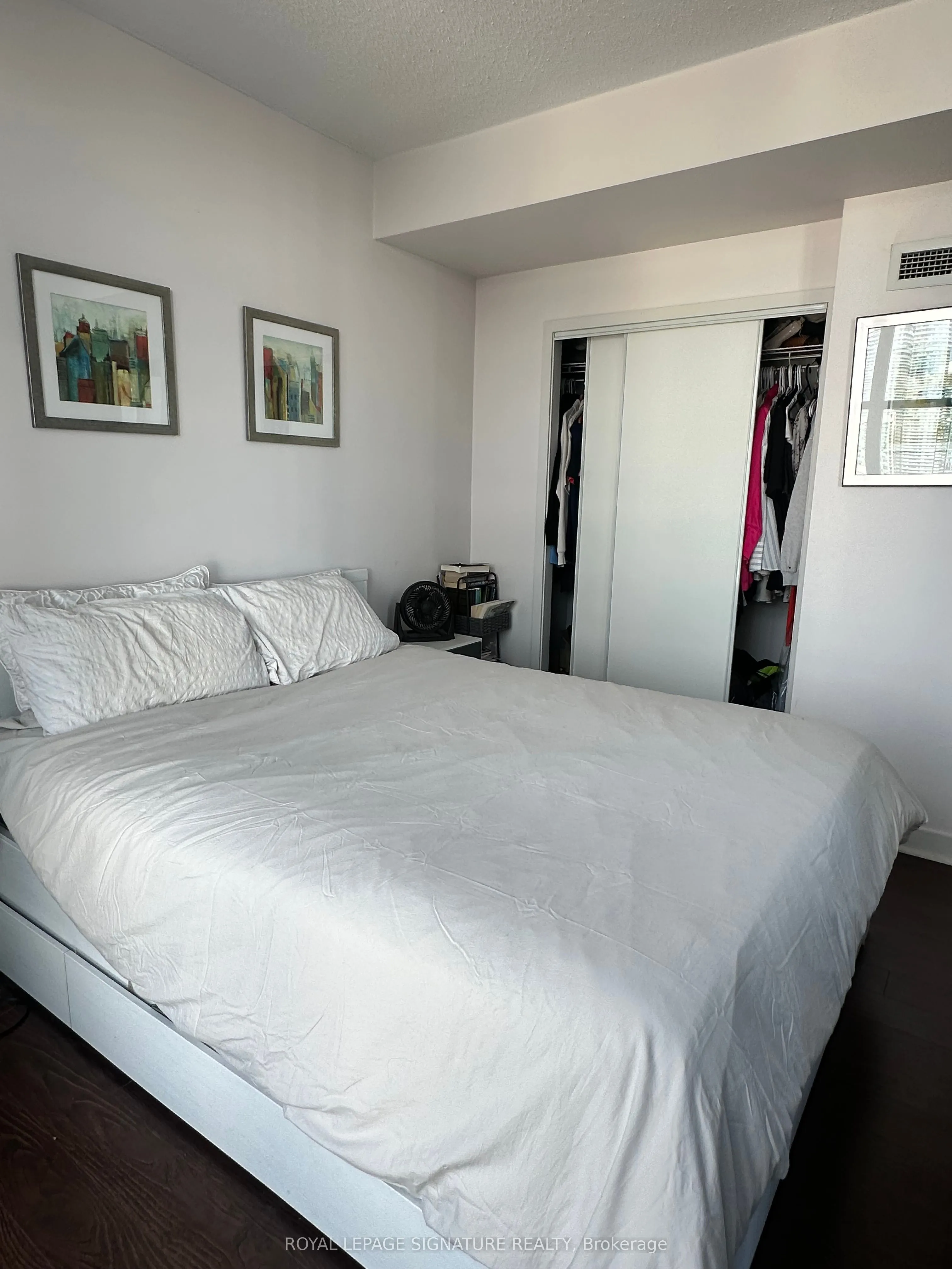 10 Navy Wharf Court, #2106