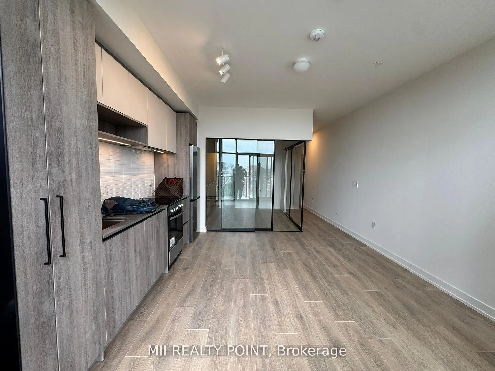 181 Sterling Road, #1515
