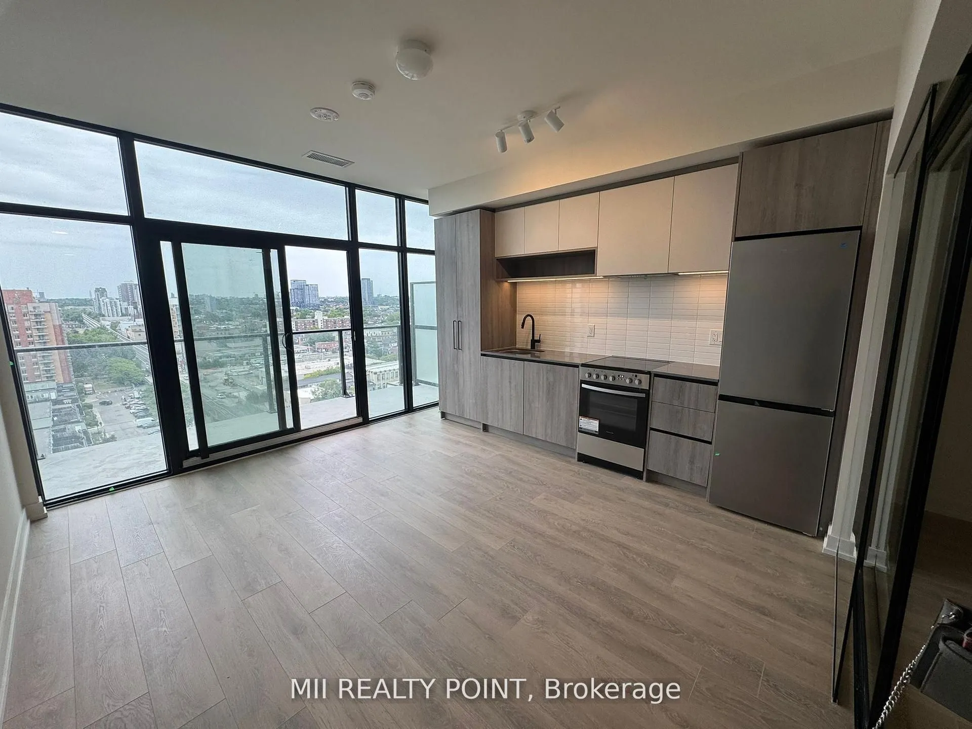 181 Sterling Road, #1515