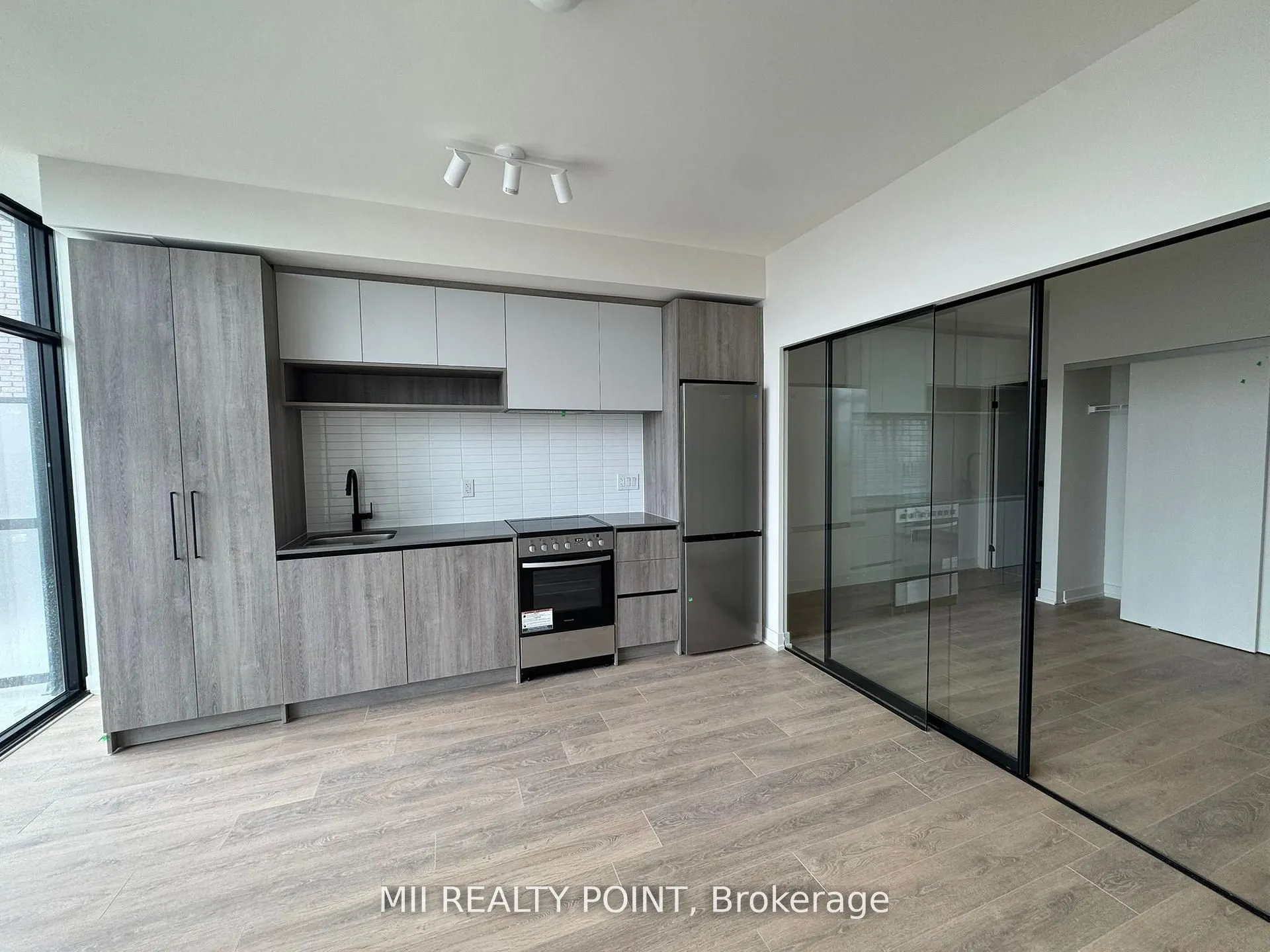 181 Sterling Road, #1515