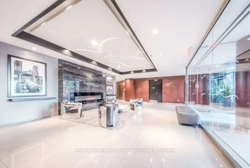 231 Fort York Boulevard, #1904