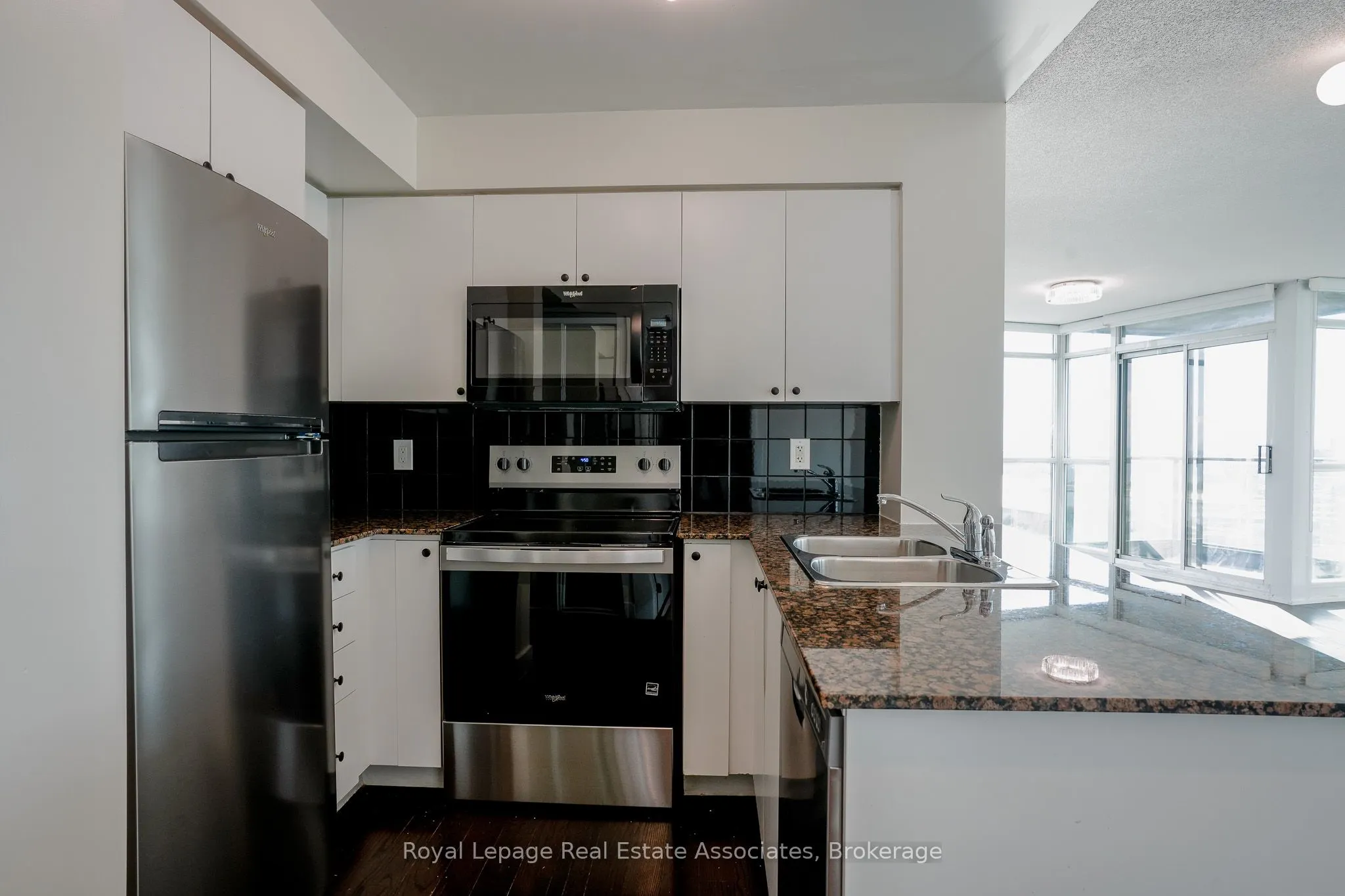 231 Fort York Boulevard, #1904