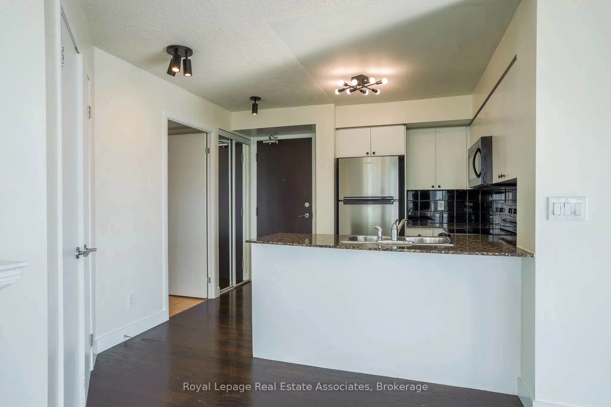 231 Fort York Boulevard, #1904