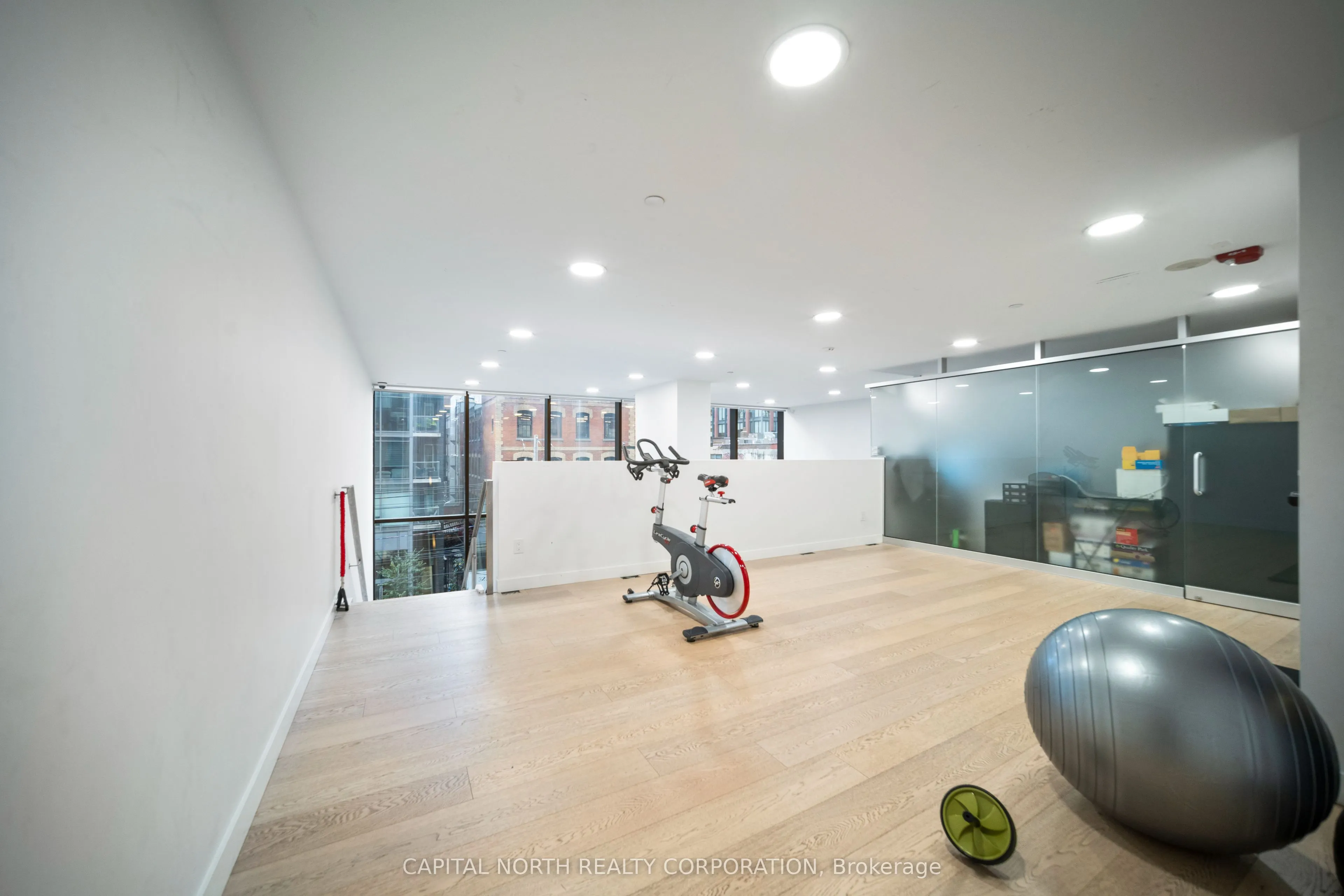 629 King Street W, #216