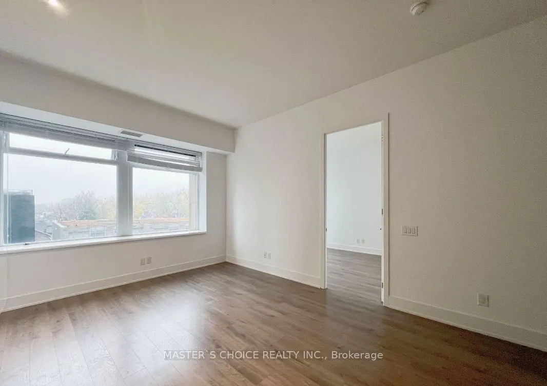 111 St Clair Avenue W, #409