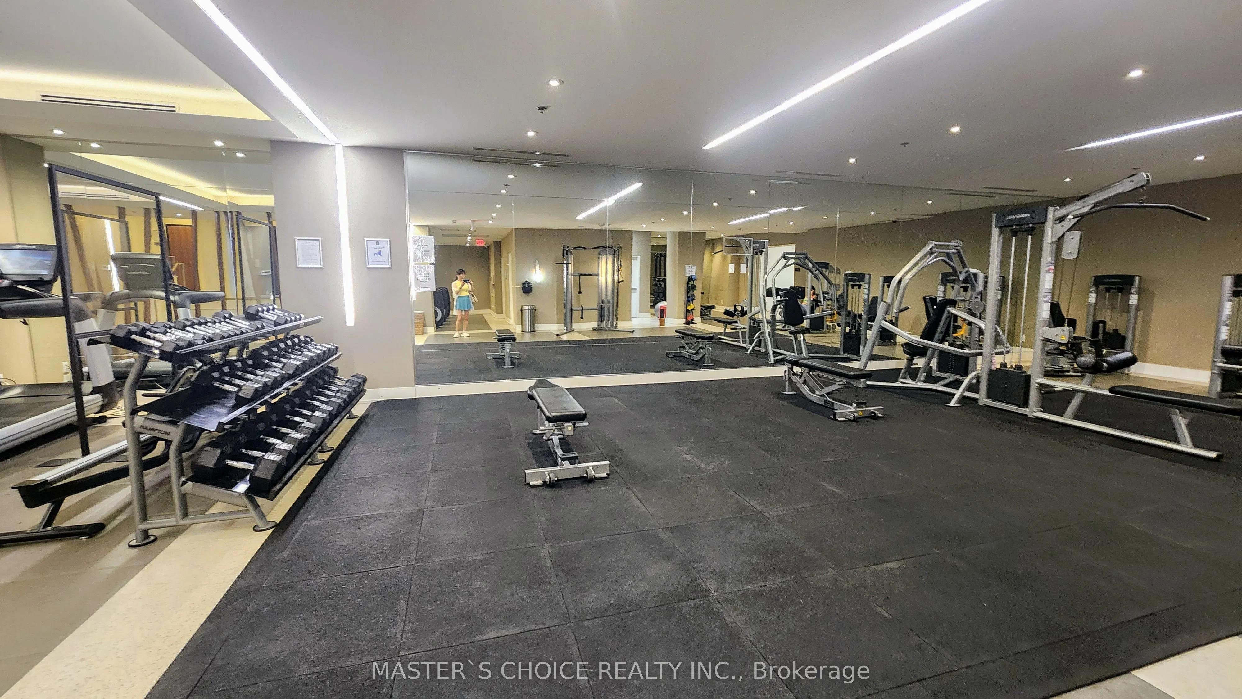 111 St Clair Avenue W, #409
