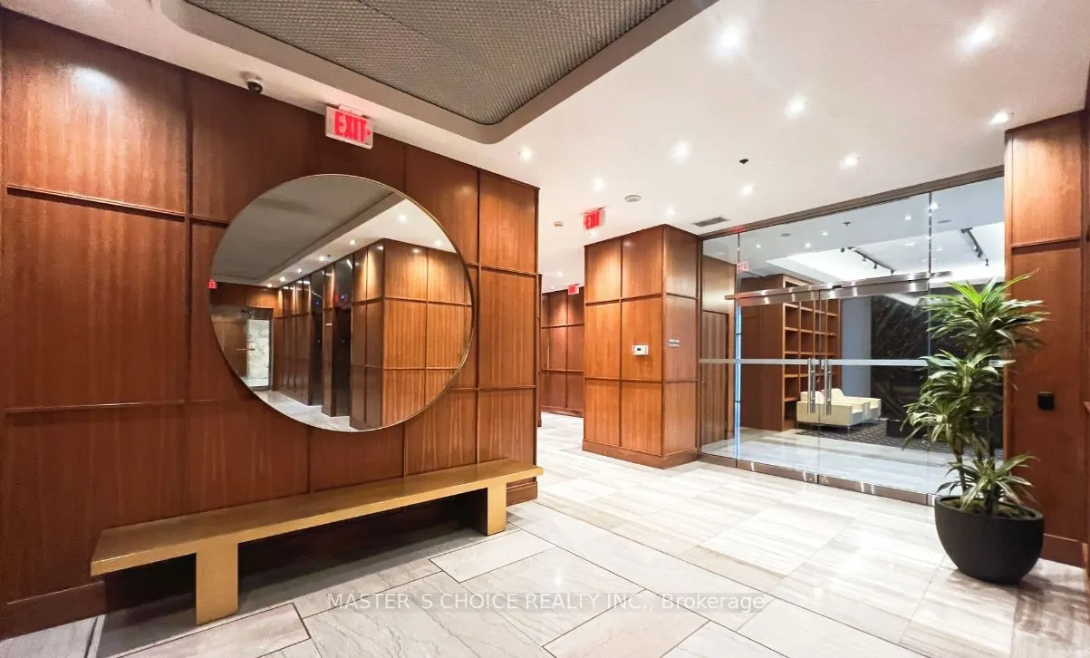 111 St Clair Avenue W, #409