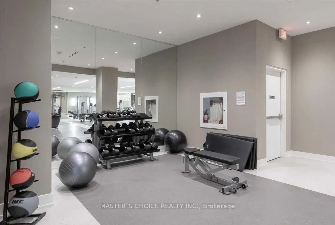111 St Clair Avenue W, #409