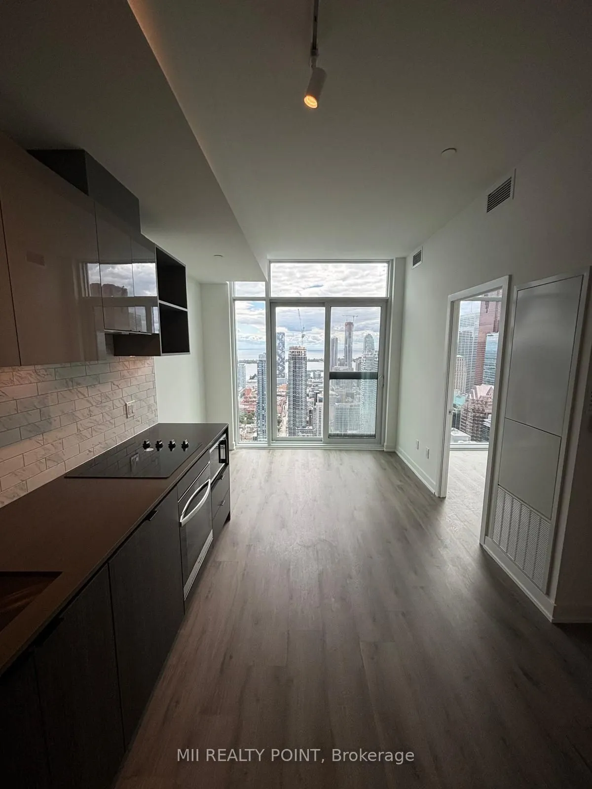 252 Church Street W, #PH12