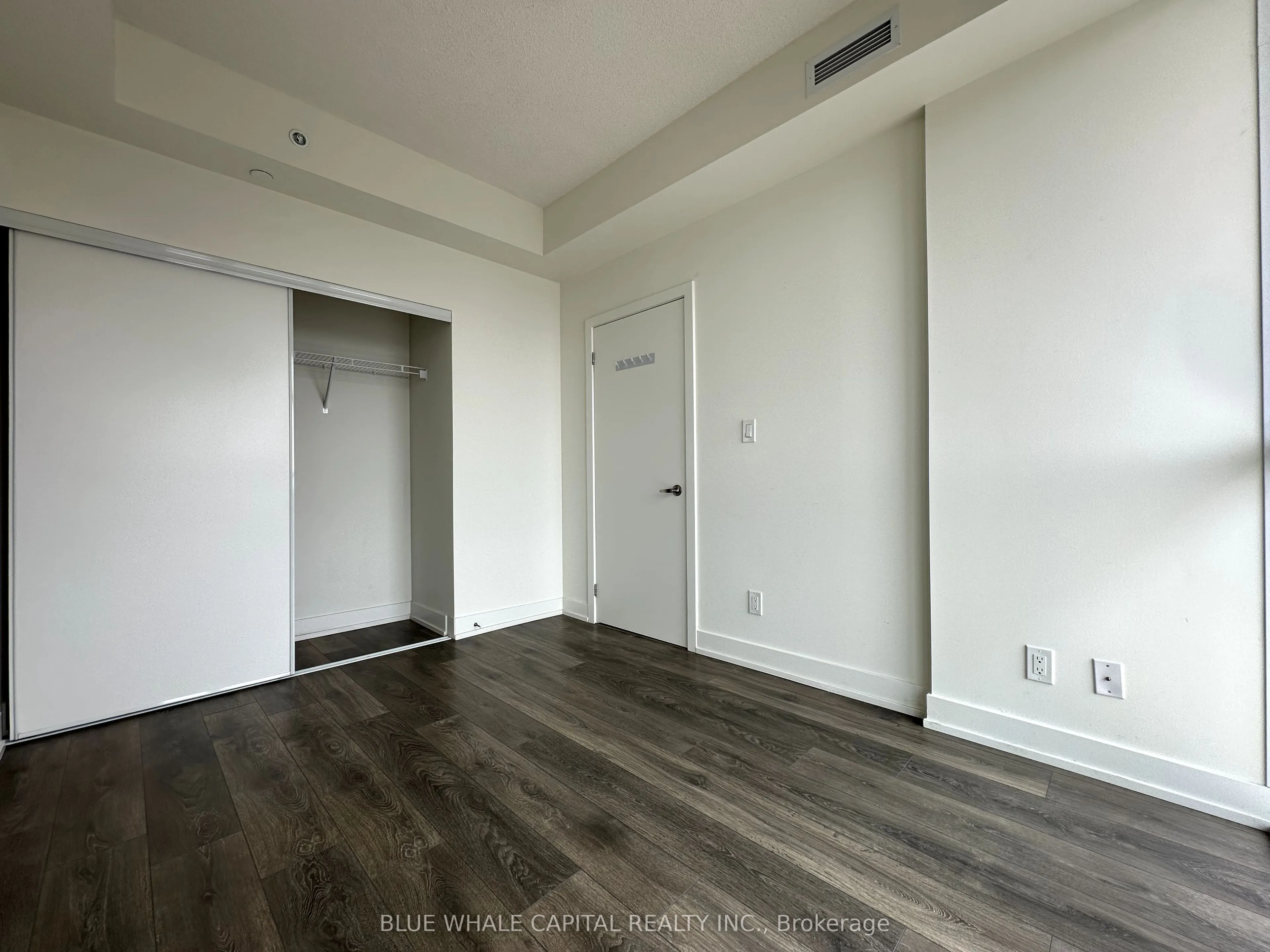 180 Fairview Mall Drive, #1813