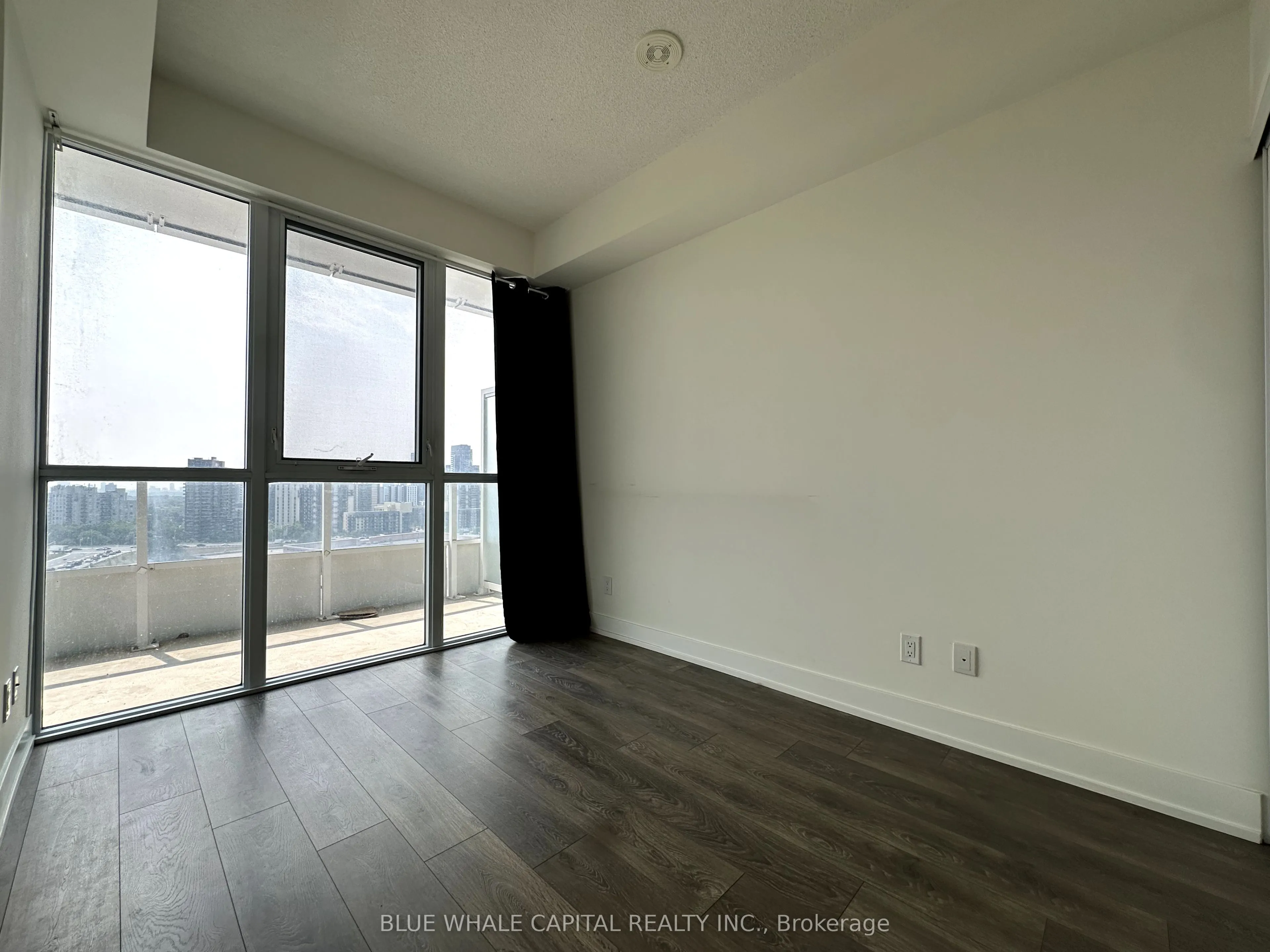 180 Fairview Mall Drive, #1813