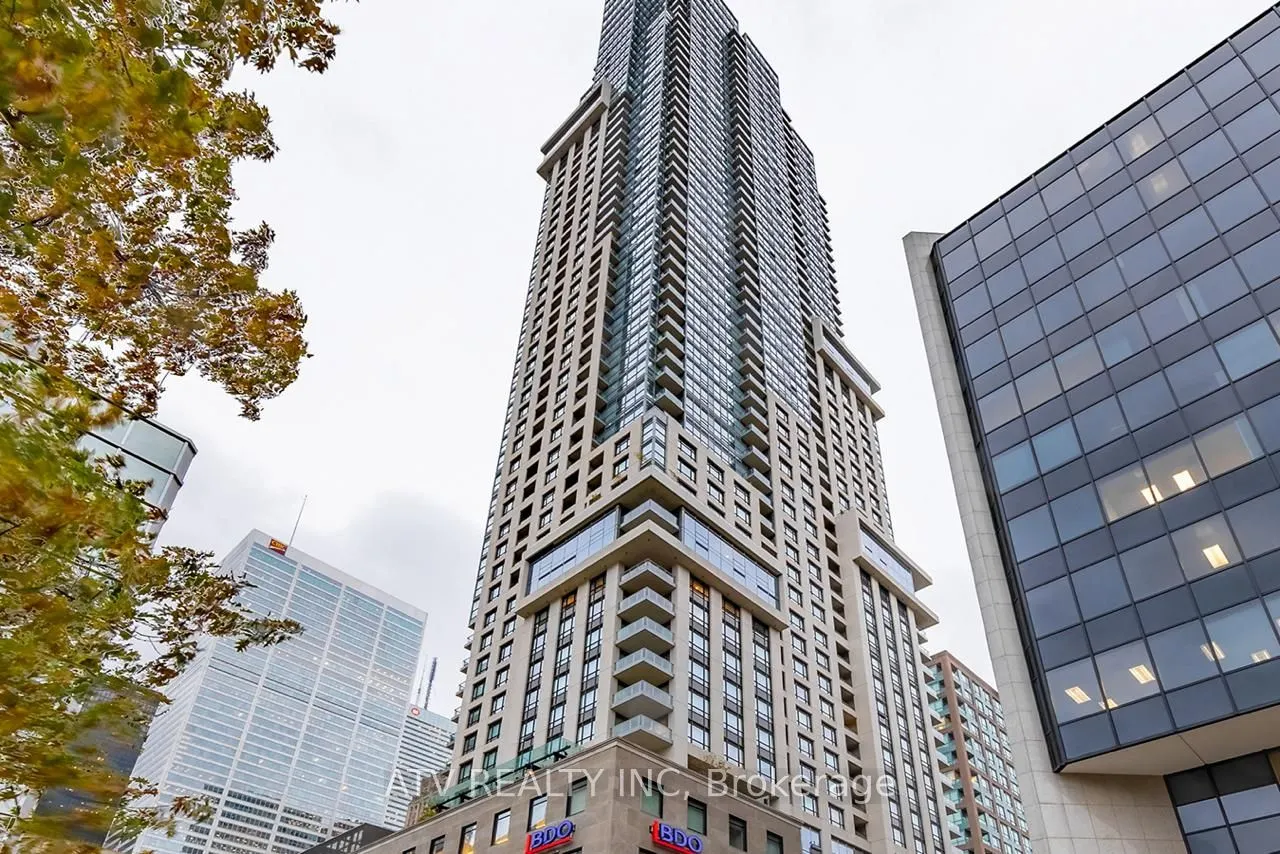 88 Scott Street, #601
