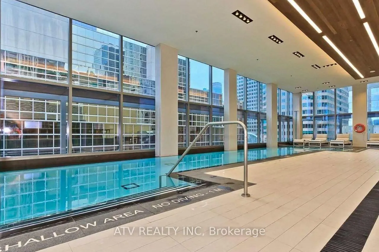 88 Scott Street, #601
